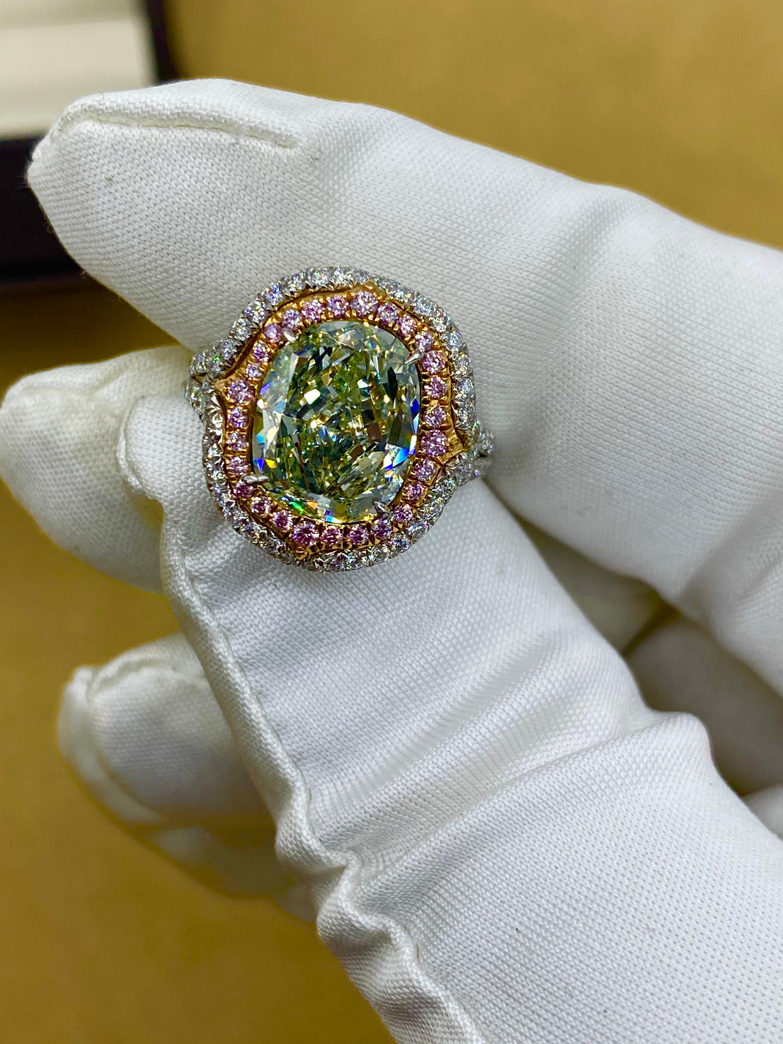 Emilio Jewelry GIA Certified 4.50 Carat Fancy Yellowish Green Diamond Ring In New Condition In New York, NY