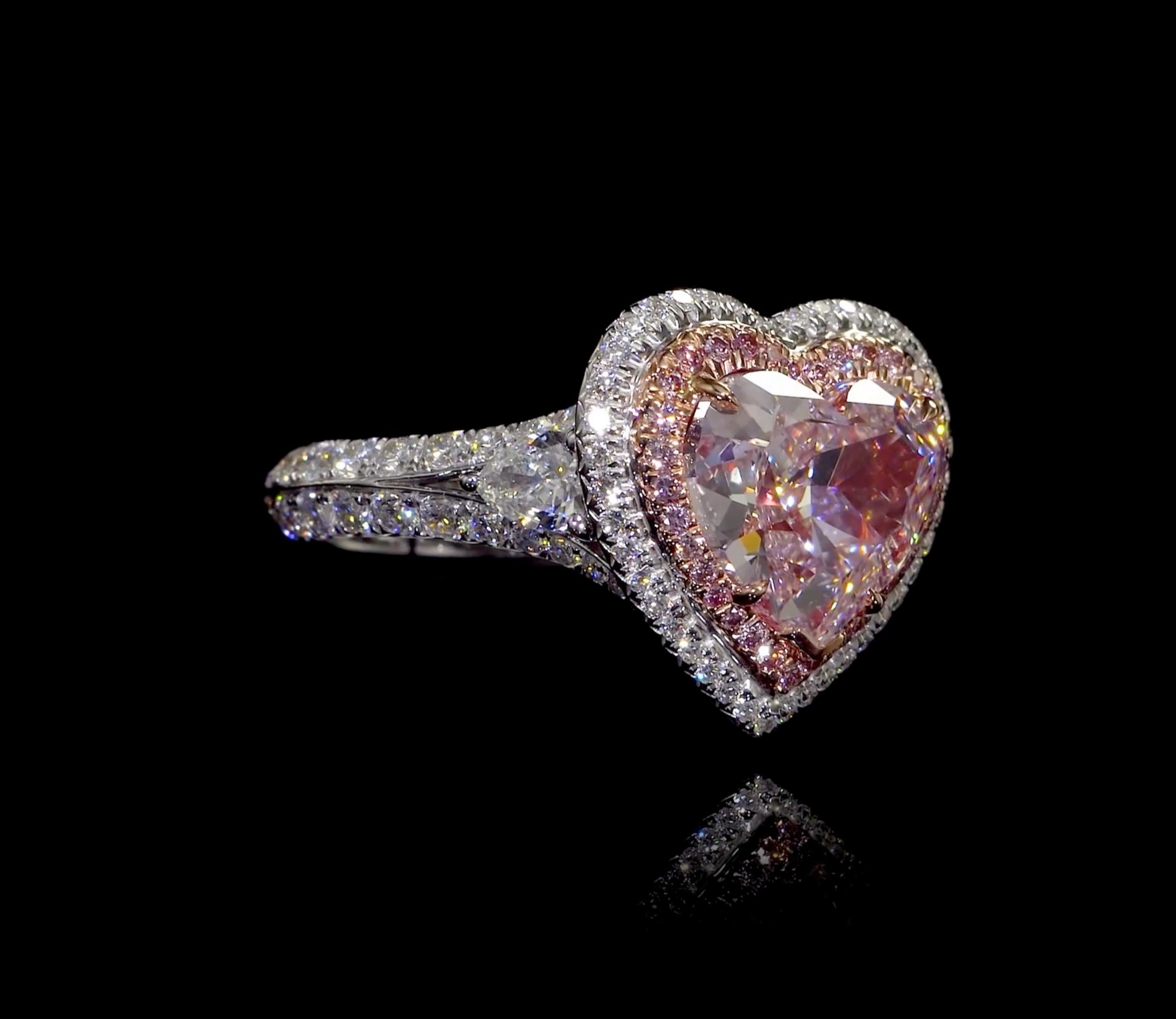Emilio Jewelry Gia Certified 4.50 Carat Internally Flawless Pink Diamond Ring In New Condition For Sale In New York, NY