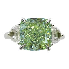 Emilio Jewelry GIA Certified 4.78 Carat Total Weight Fancy Green Diamond Ring 
