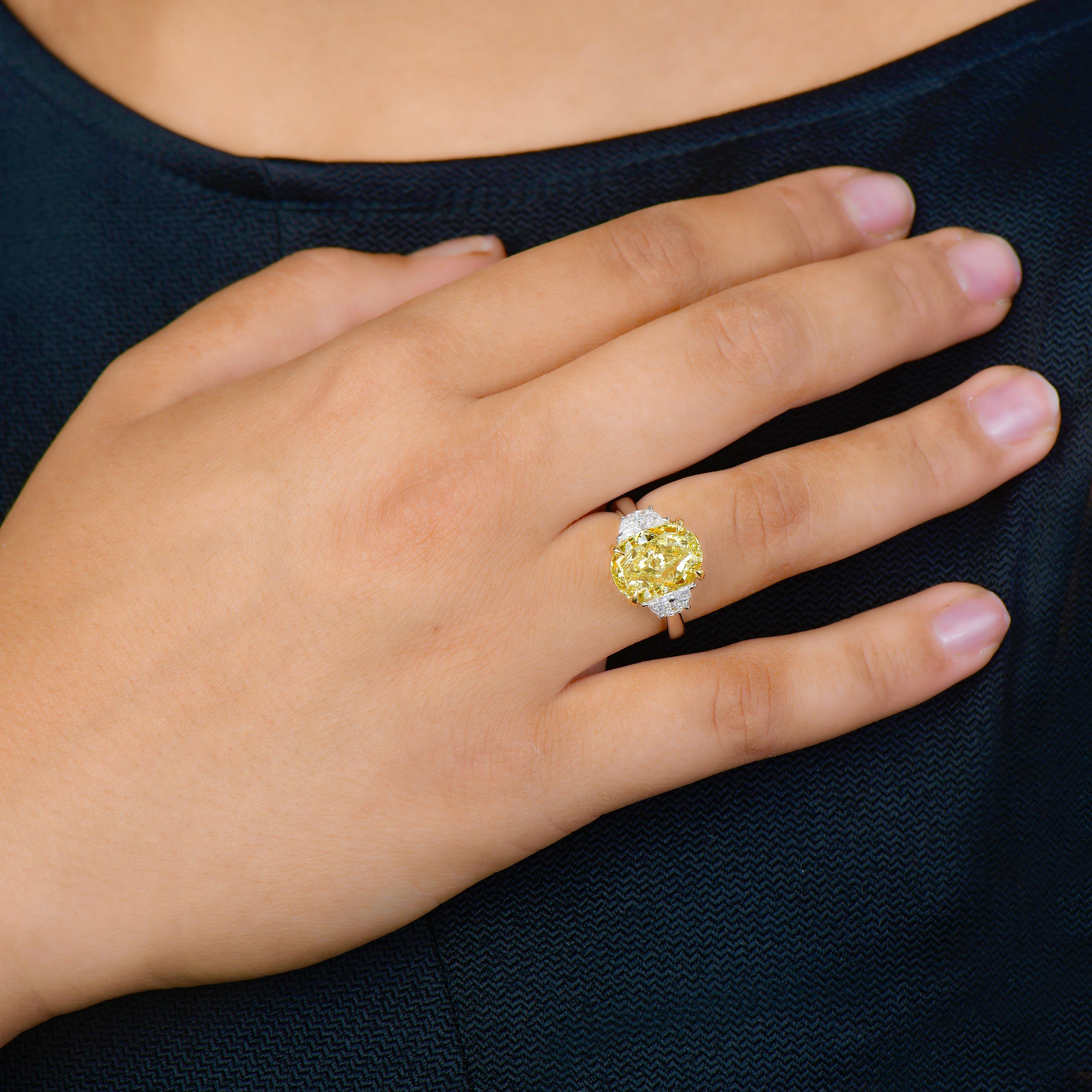 Oval Cut Emilio Jewelry GIA Certified 5.00 Carat Fancy Yellow Diamond Ring For Sale