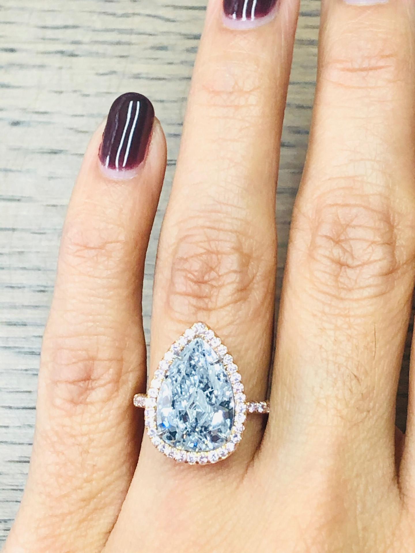 Emilio Jewelry GIA Certified 5.00 Carat Pure Light Blue Diamond Ring In New Condition For Sale In New York, NY