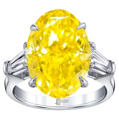 Used Emilio Jewelry GIA Certified 5.00  Carat Vivid Yellow Diamond Ring