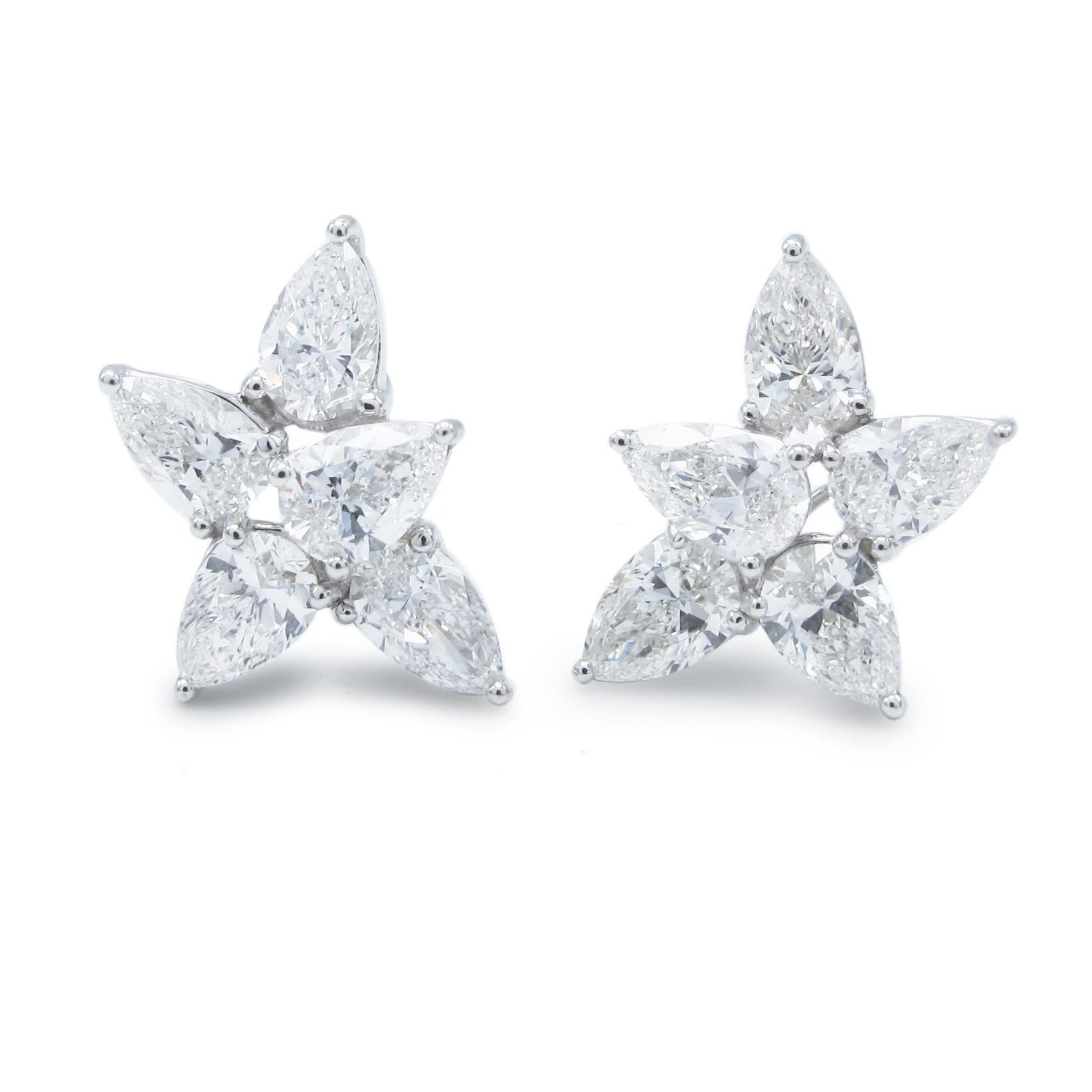Aus dem Tresor von Emilio Jewelry in der berühmten New Yorker Fifth Avenue,
Jeder Diamant ist Gia zertifiziert
.50ct jeweils von Farbe D-F 
Klarheit vs2 oder besser 
 18KT Gold

Bitte erkundigen Sie sich nach weiteren Einzelheiten. Alle Stücke