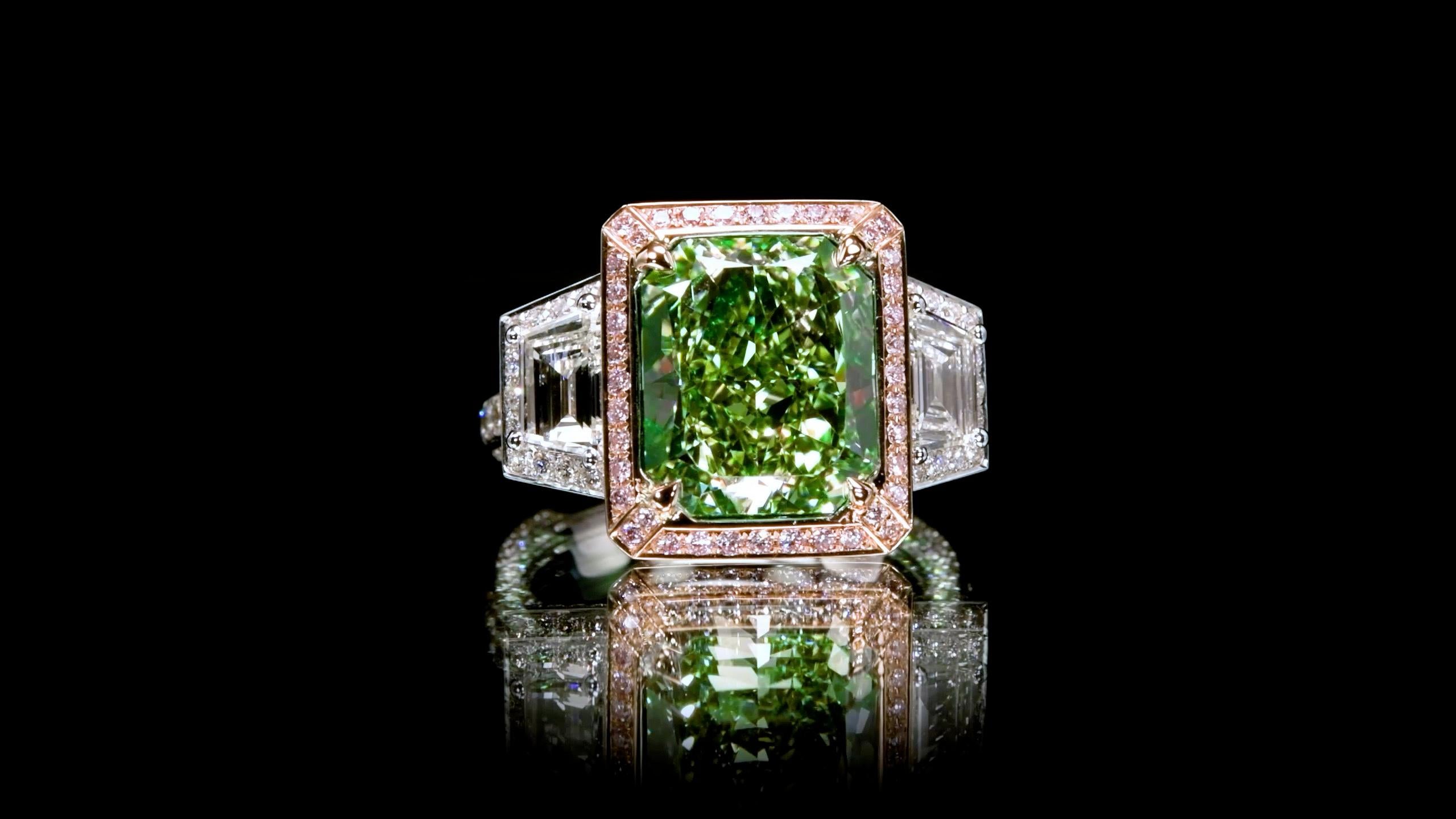 fancy vivid green diamond ring