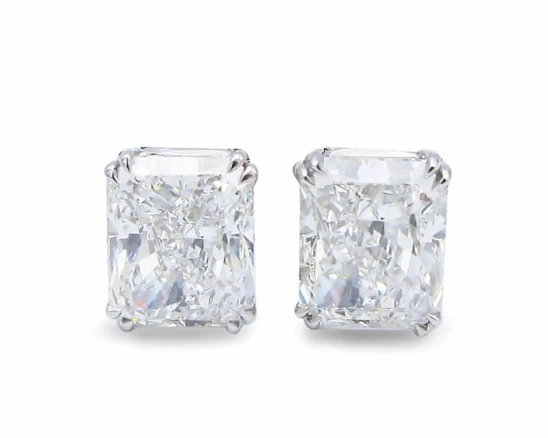From the vault at Emilio Jewelry New York,

Gia certified pair of diamond studs colors e vs2 and e vvs2. Please inquire for details, certificates, video or additional images.