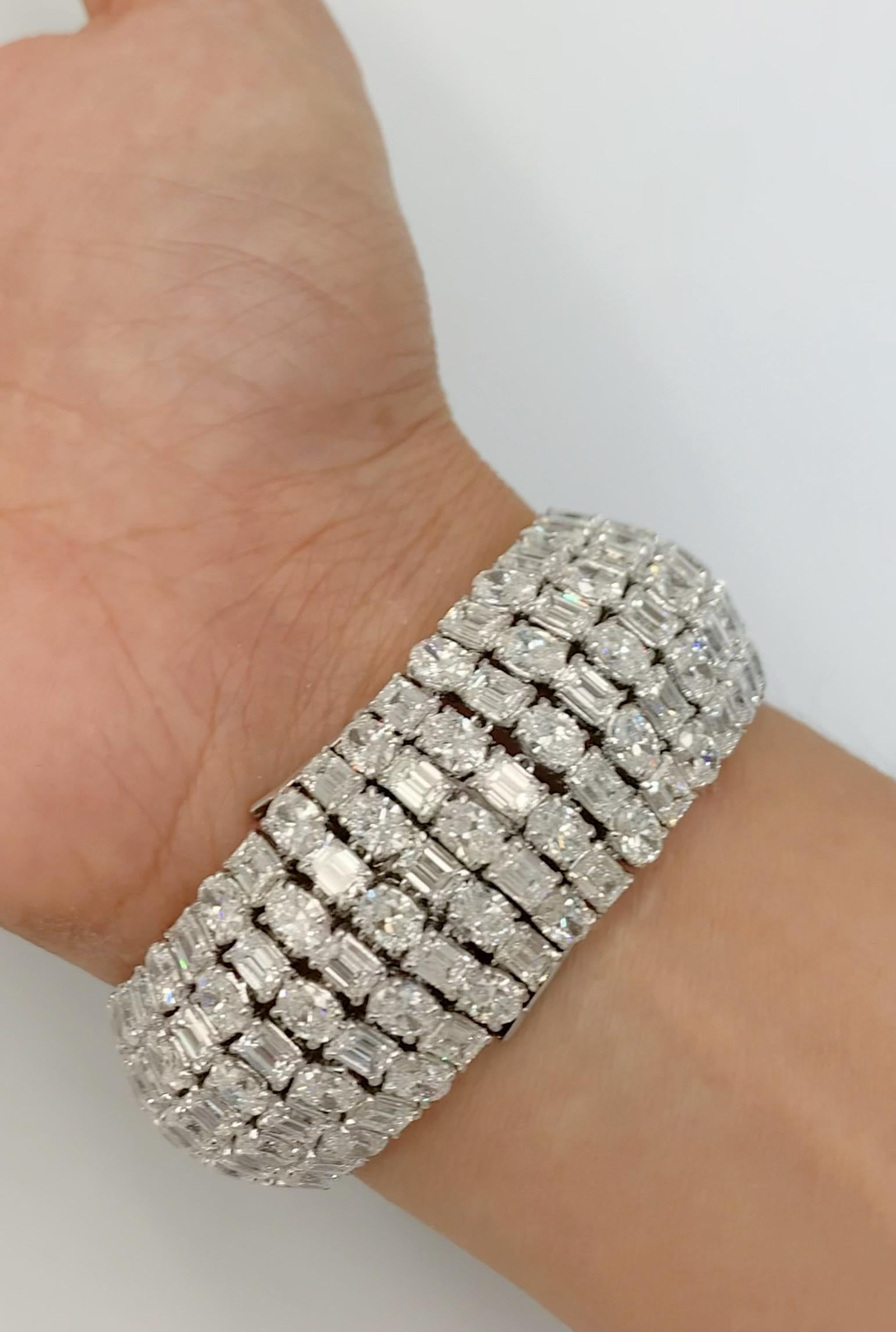 Emilio Jewelry Gia Certified 65.00 Carat Oval Emerald Cut Diamond Bracelet  For Sale 2