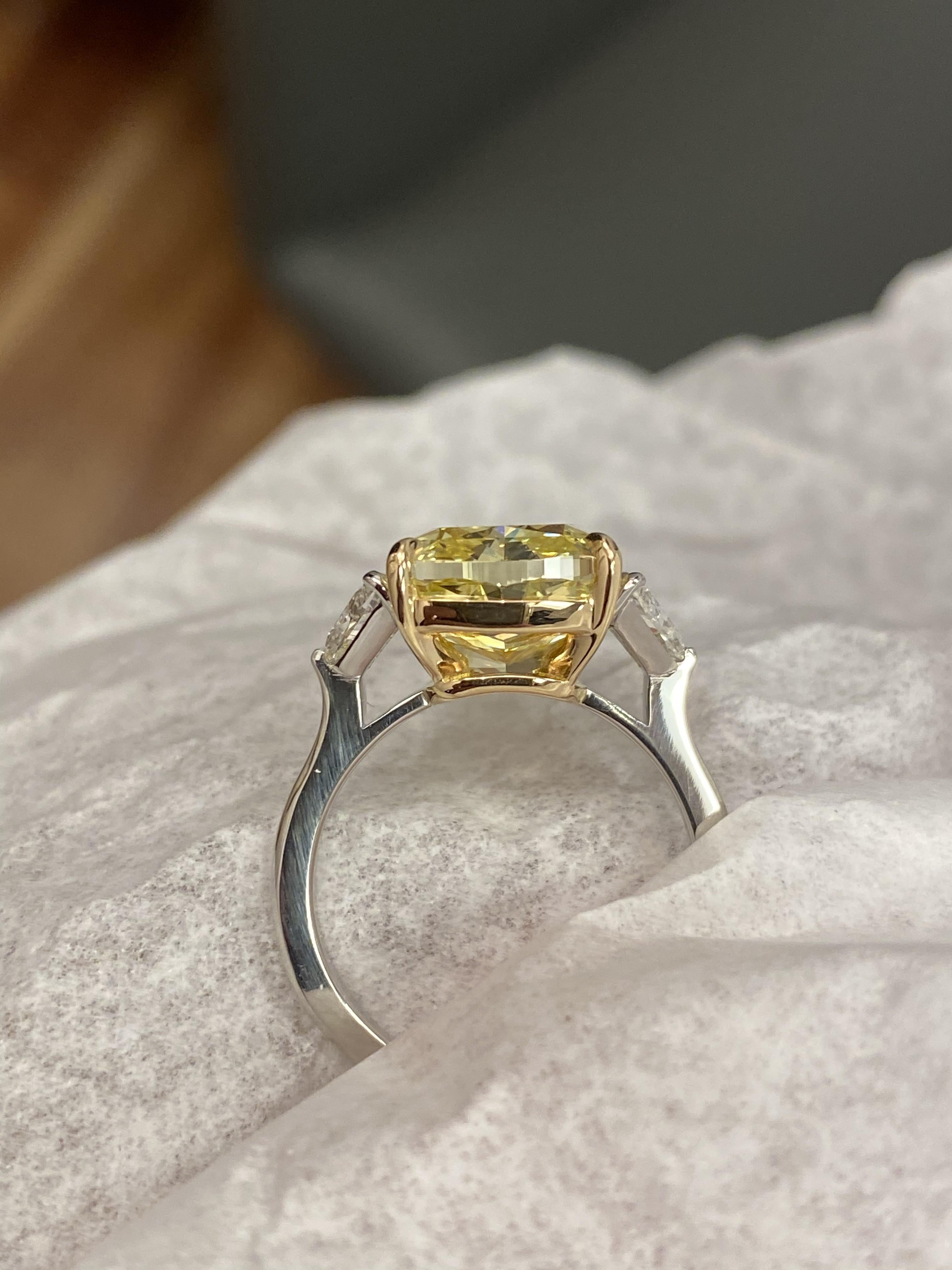 Cushion Cut Emilio Jewelry Gia Certified 7.00 Carat Fancy Vivid Yellow Diamond Ring For Sale