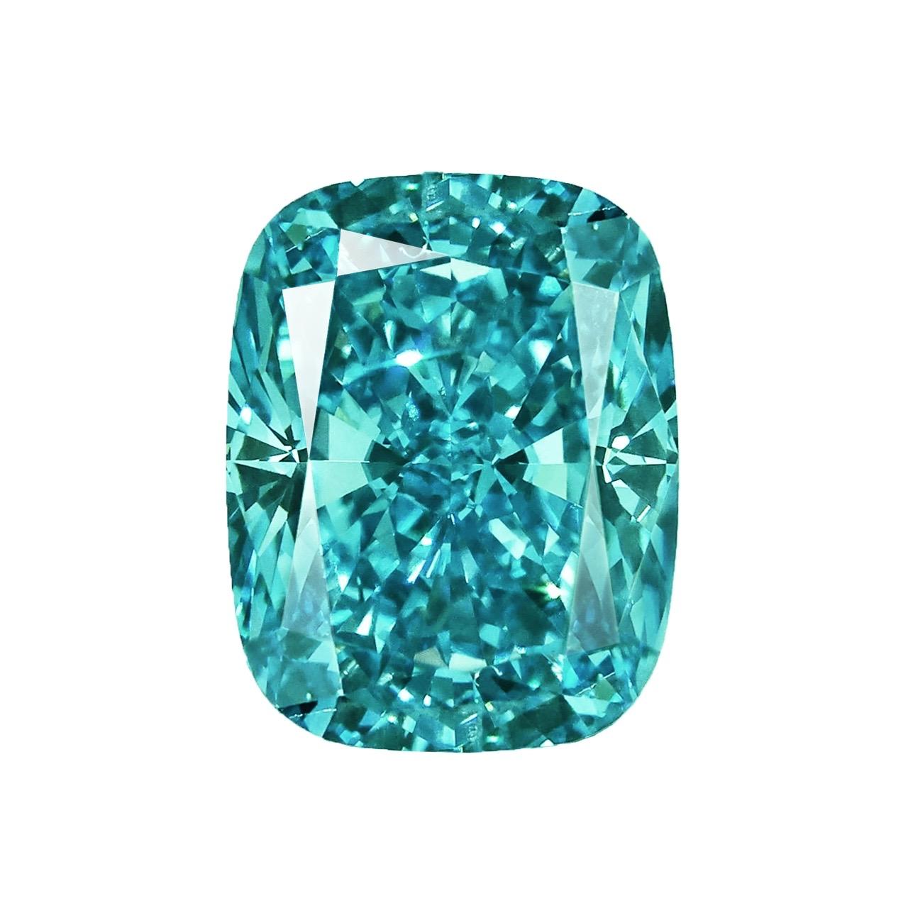 Taille coussin Emilio Jewelry GIA Certified .75 Carat Vivid Green Blue Diamond  en vente