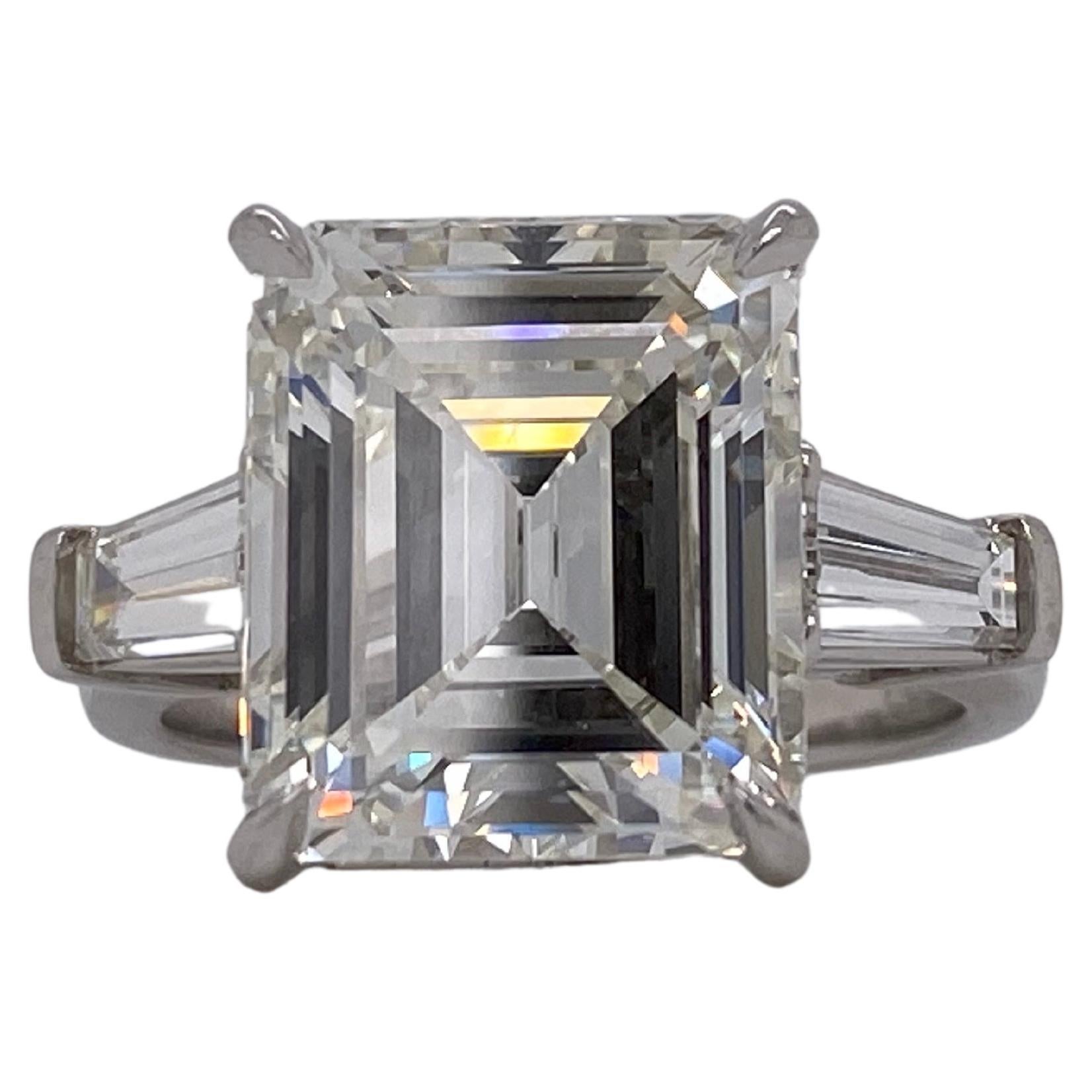 Emilio Jewelry Gia Certified 7.75 Carat Emerald Cut Diamond Ring For Sale