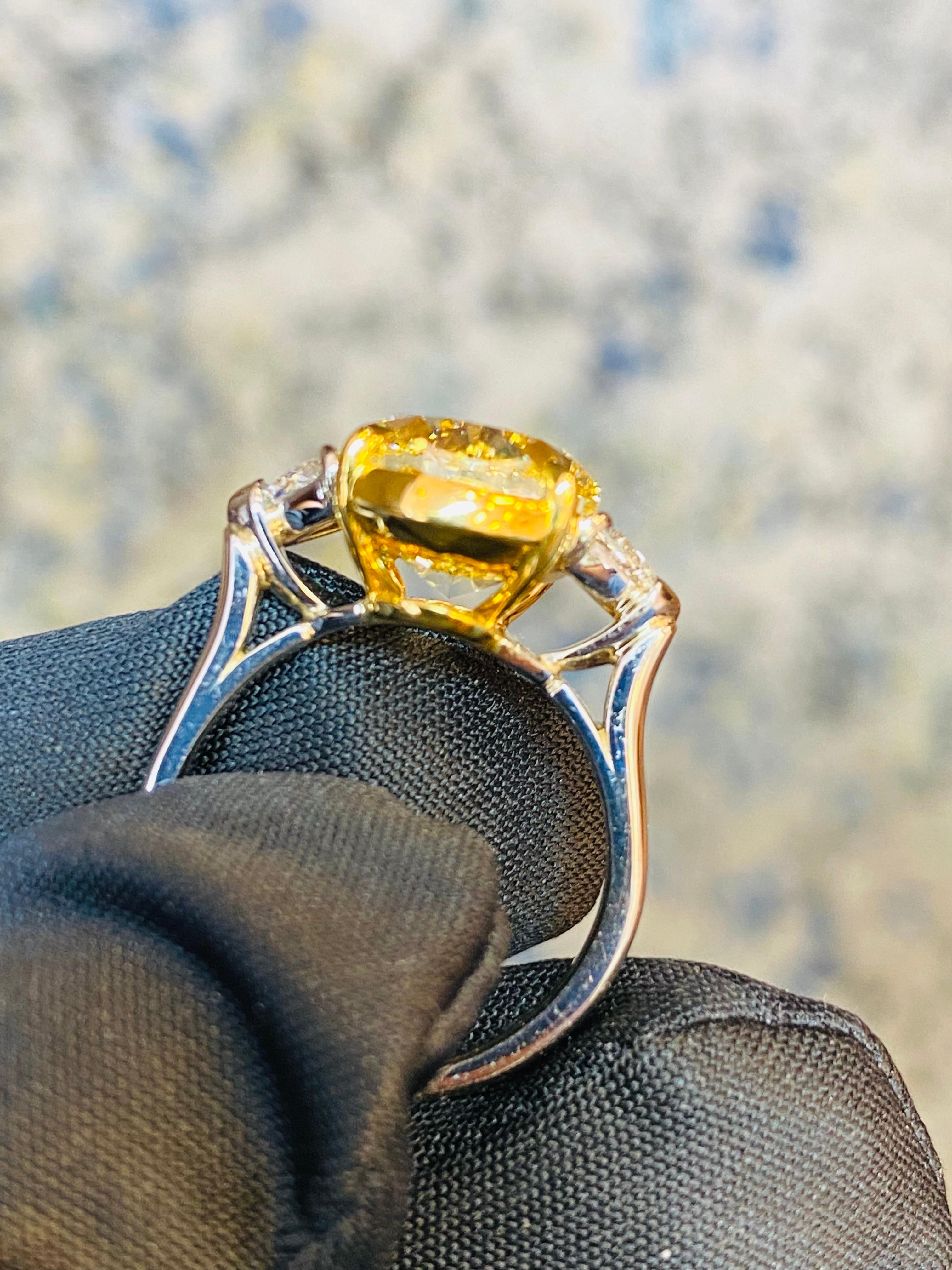 Emilio Jewelry GIA Certified 8.00 Carat Oval Fancy Intense Yellow Diamond Ring For Sale 1
