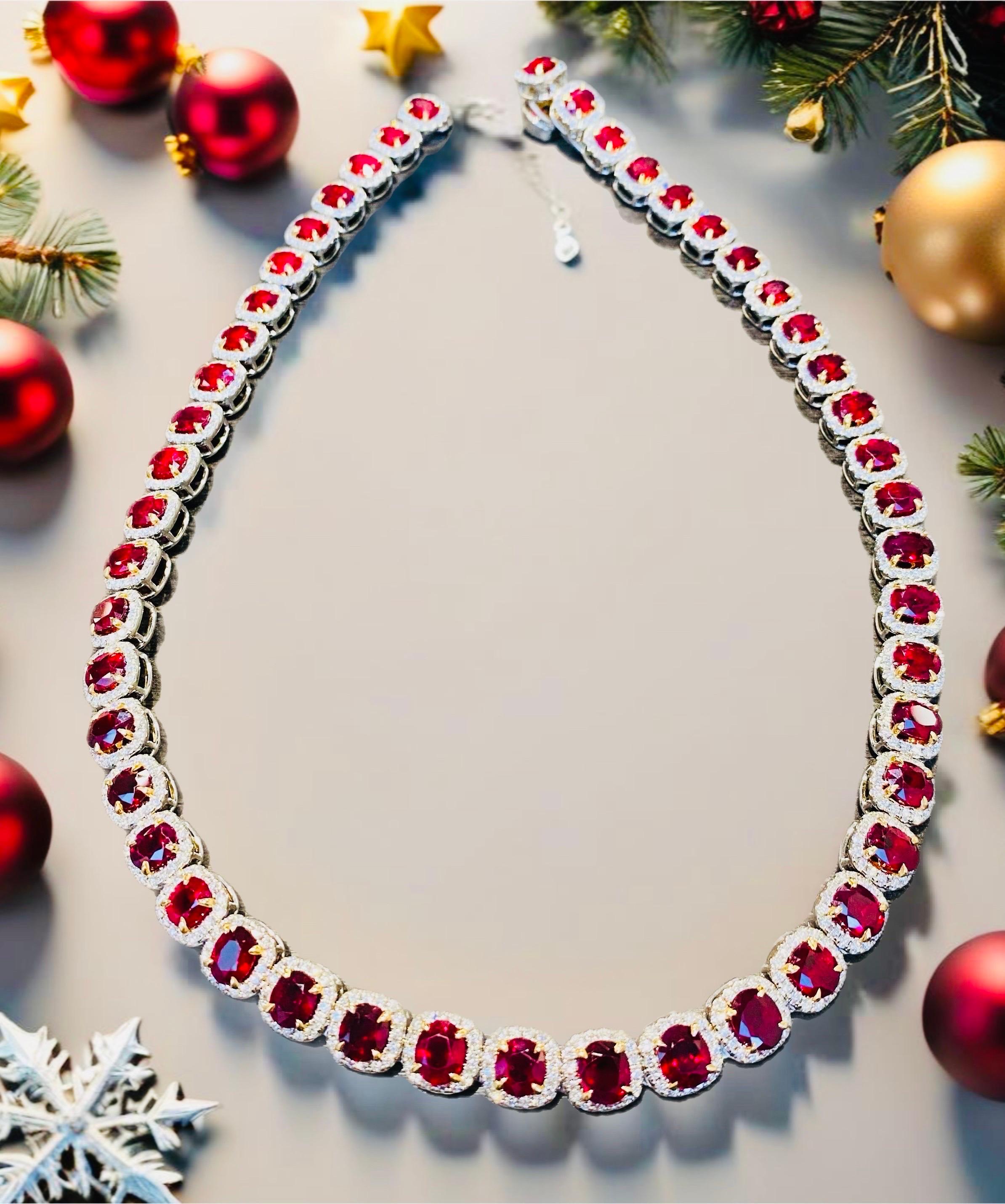 Taille coussin Emilio Jewelry GIA Certified 87.00 Carat Burma Ruby Necklace & Bracelet Set en vente