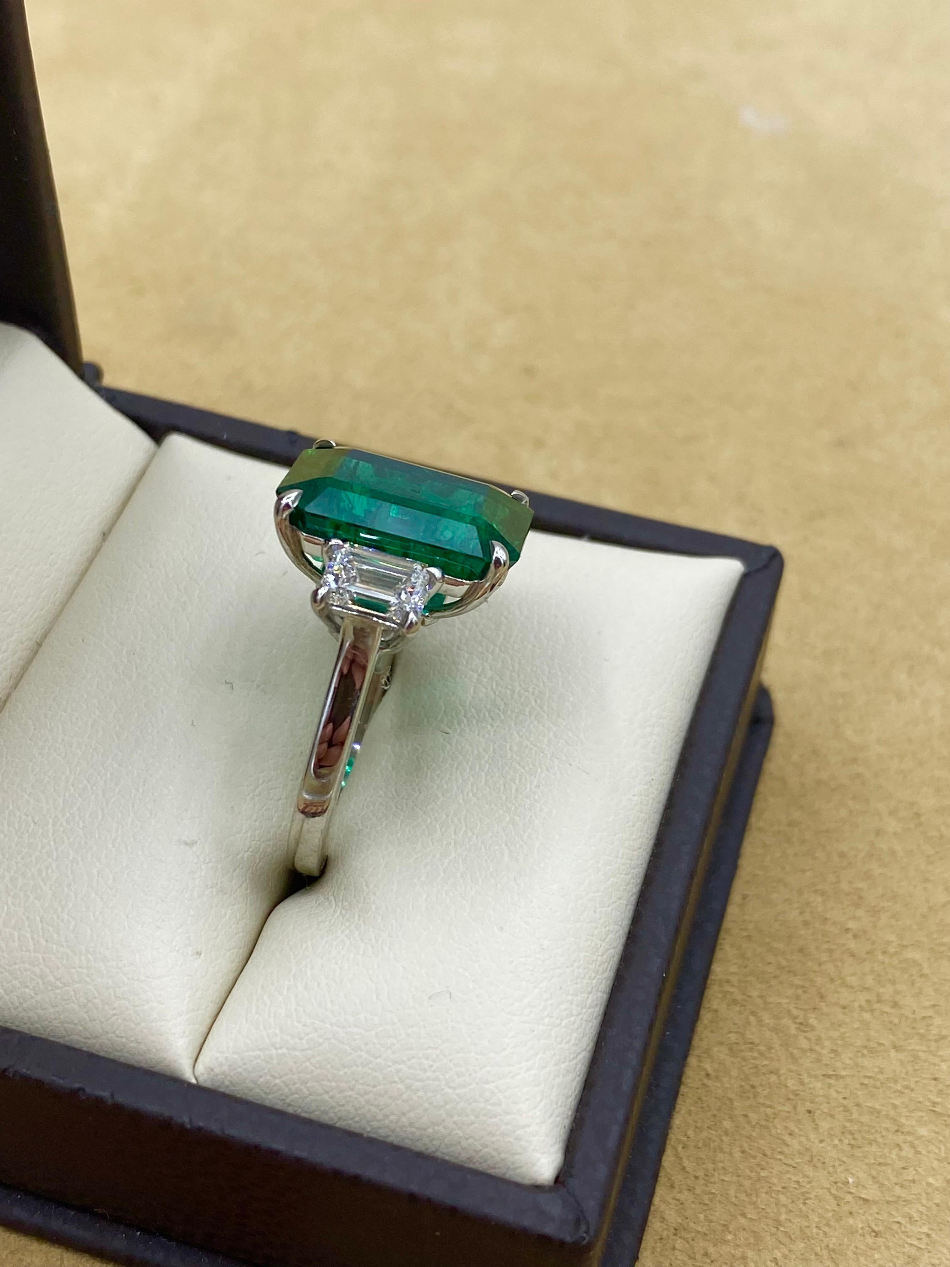 Emilio Jewelry Gubelin Certified 8.67 Carat Vivid Green Emerald Diamond Ring 2
