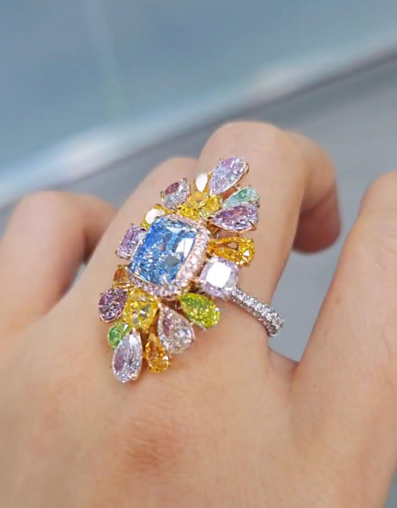 Emilio Joyas Gia Diamante Azul Certificado Anillo de Diamantes Exóticos Fancy Colors Corte cojín en venta