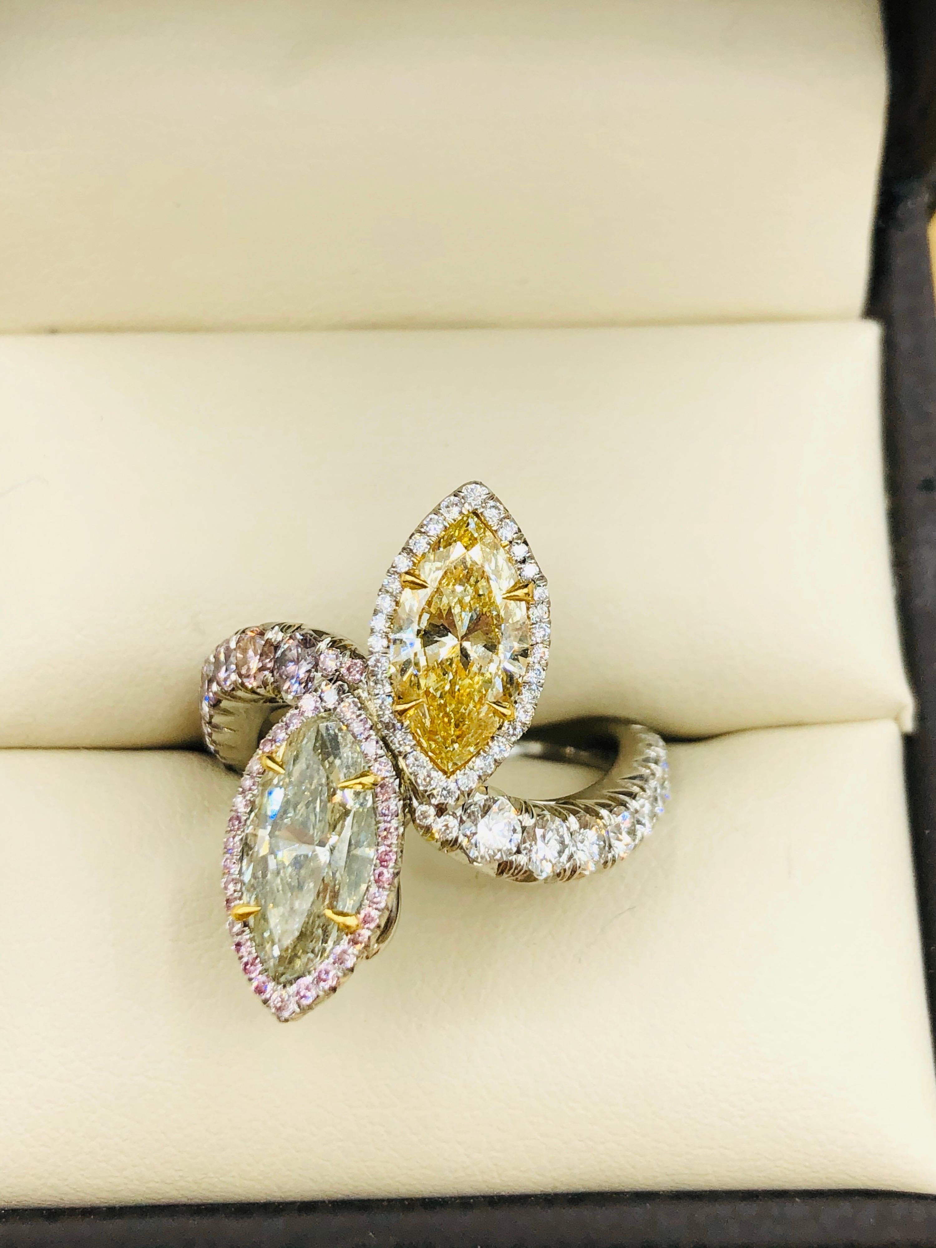 Anello con diamante verde e giallo certificato GIA di Emilio Gioielli in vendita 3