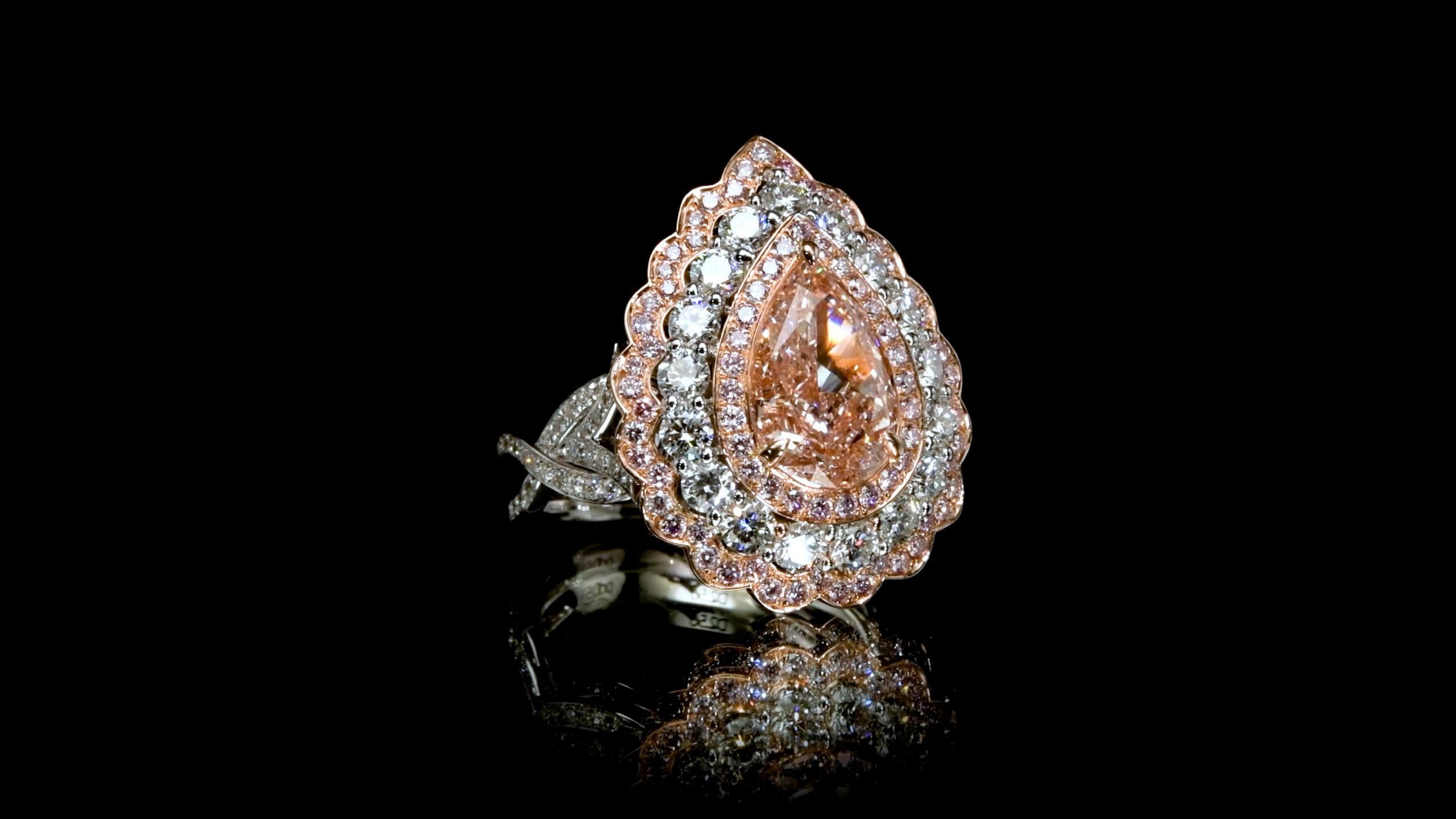 Women's or Men's Emilio Jewelry Gia Certified Internally Flawless Pear Shape Pink Diamond Ring For Sale