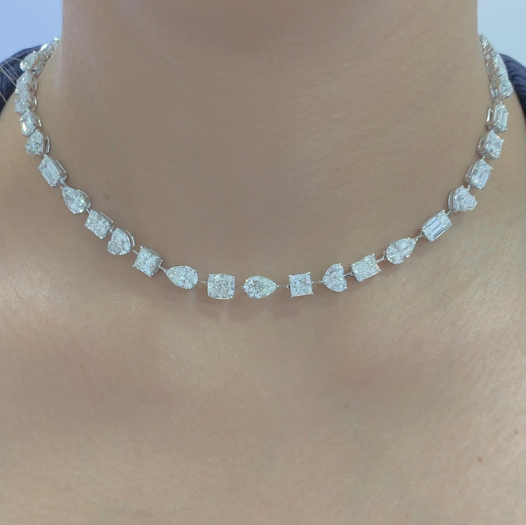 From Emilio Jewelry, a well known and respected wholesaler/dealer located on New York’s iconic Fifth Avenue,
A truly special and classic diamond necklace that stands out from the rest out there! Featuring each and every diamond weighing 1.00 Carat