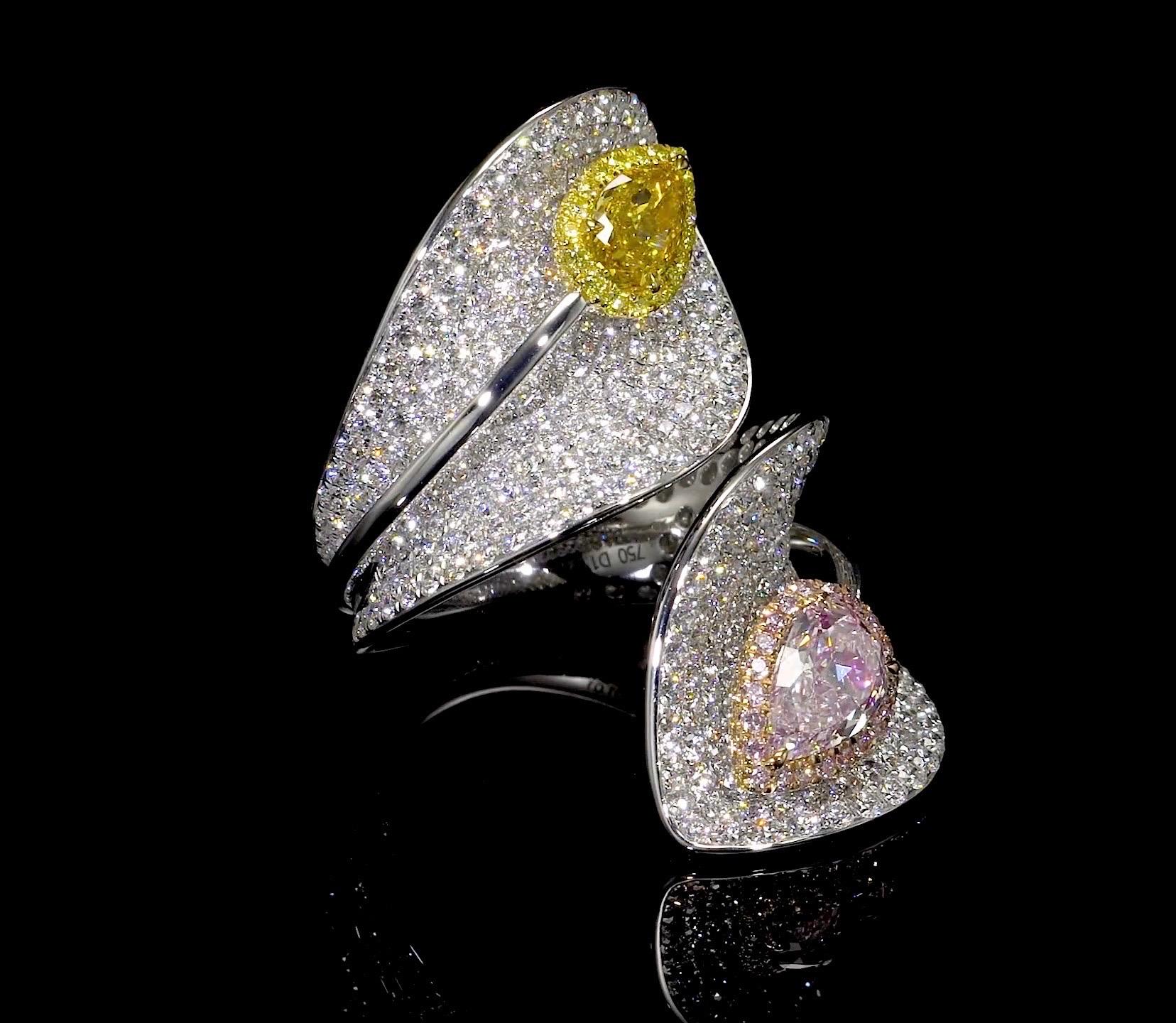 Emilio Jewelry Gia Certified Vivid Orangey Yellow And Pink Diamond Ring In New Condition For Sale In New York, NY