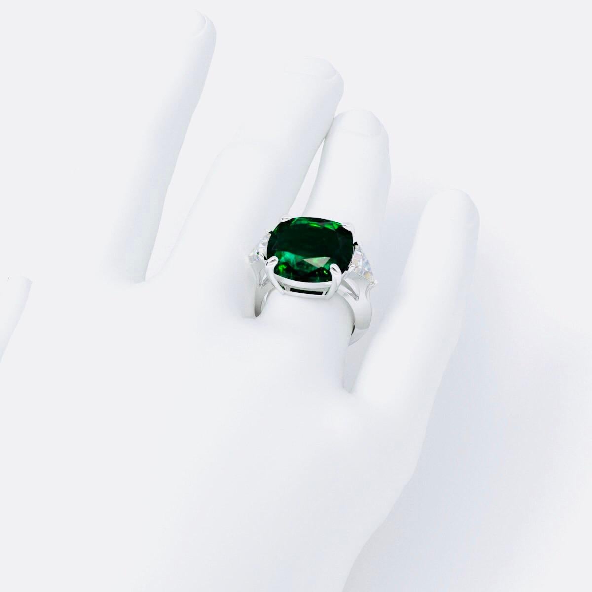 Emilio Jewelry Gubelin Certified 13.50 Carat Emerald Diamond Ring In New Condition For Sale In New York, NY