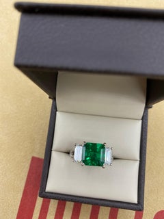 Emilio Jewelry Gubelin Certified 3.90 Carat Untreated No Oil Colombian Emerald
