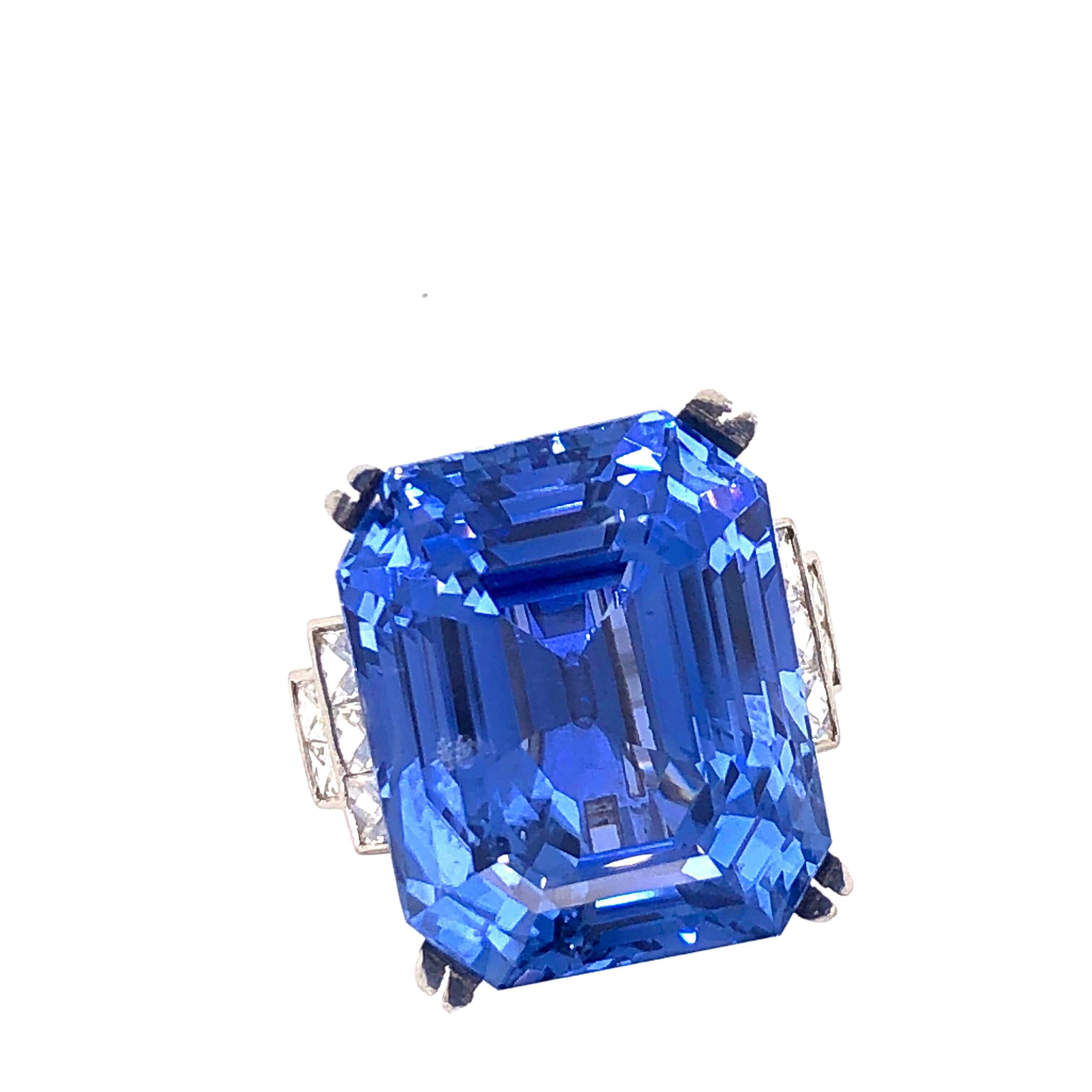 Emilio Jewelry Gubelin Certified 43.00 Carat Unheated Ceylon Sapphire Ring For Sale 1