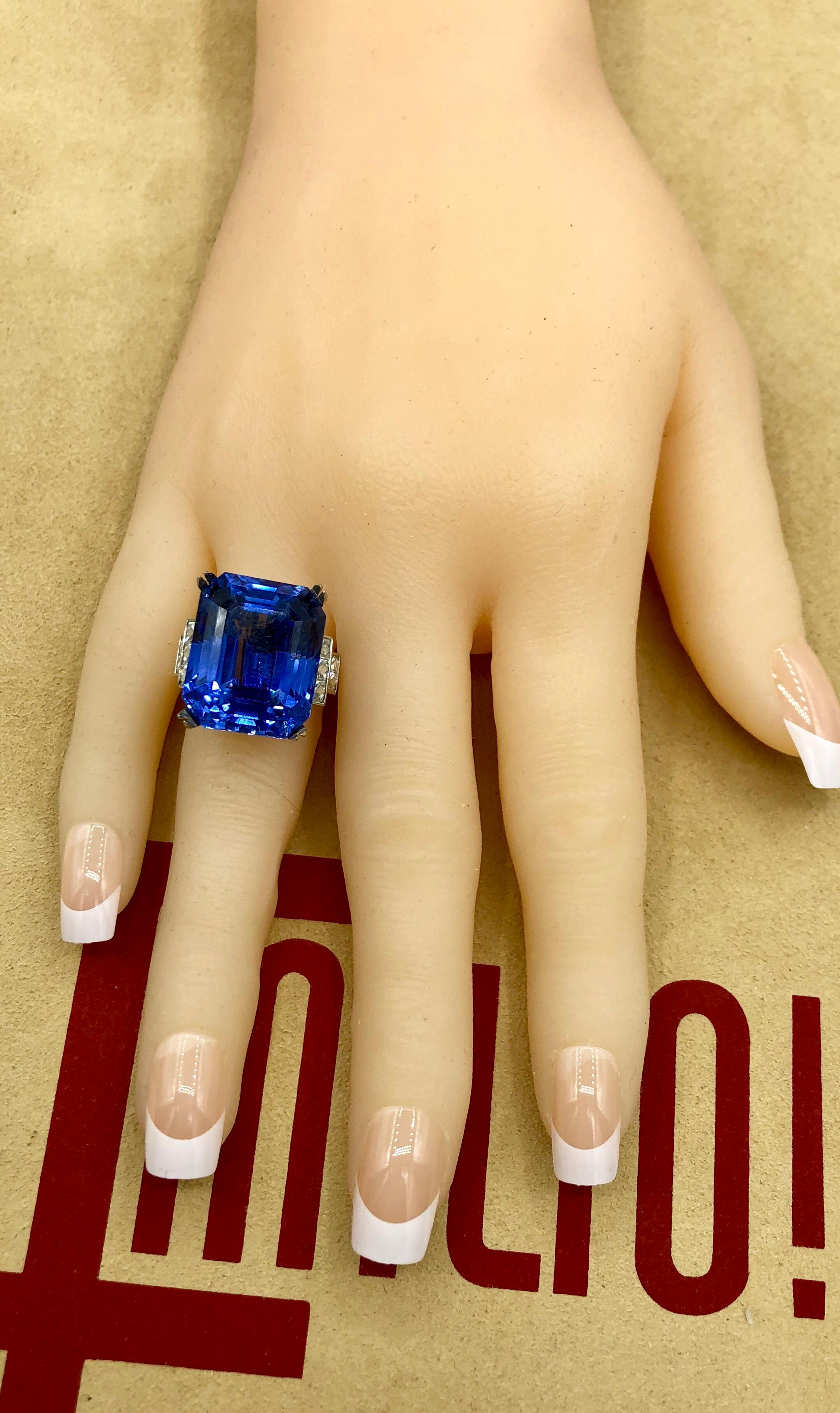 Emilio Jewelry Gubelin Certified 43.00 Carat Unheated Ceylon Sapphire Ring For Sale 4