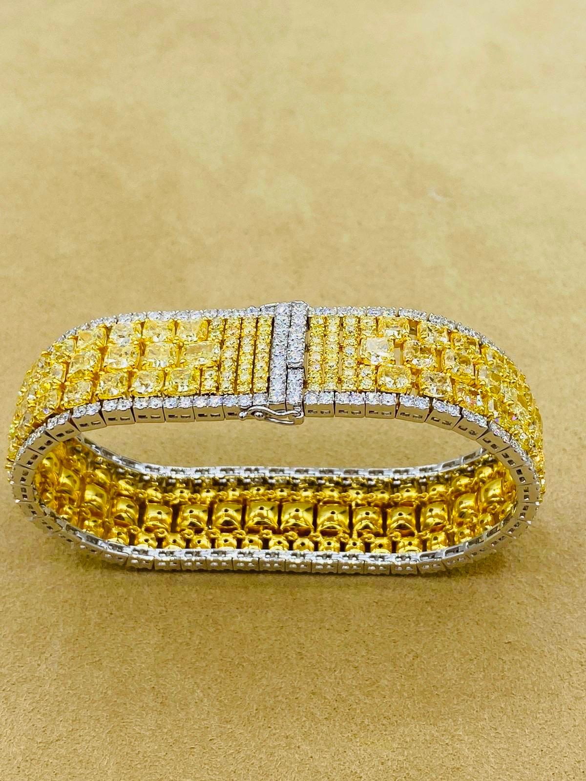 Emilio Jewelry Bracelet en diamants jaunes naturels de 47 carats en vente 2
