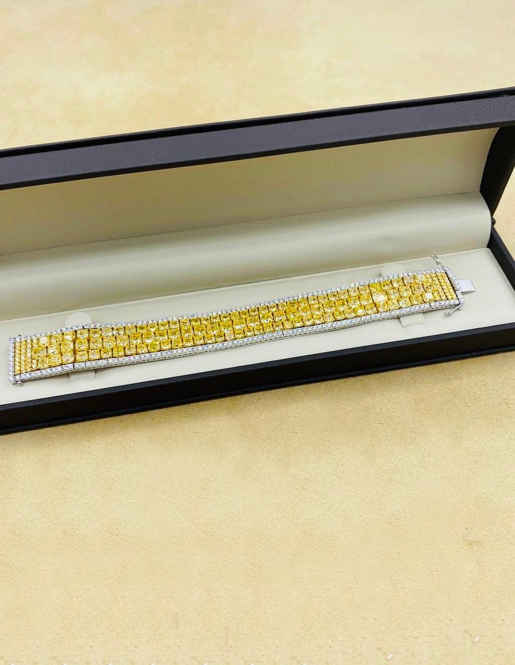 Emilio Jewelry Bracelet en diamants jaunes naturels de 47 carats en vente 4