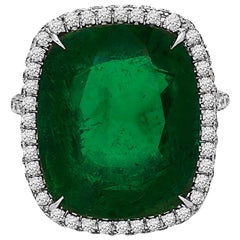 Emilio Jewelry Stunning Large Emerald Ring 17.00 Carat Ring