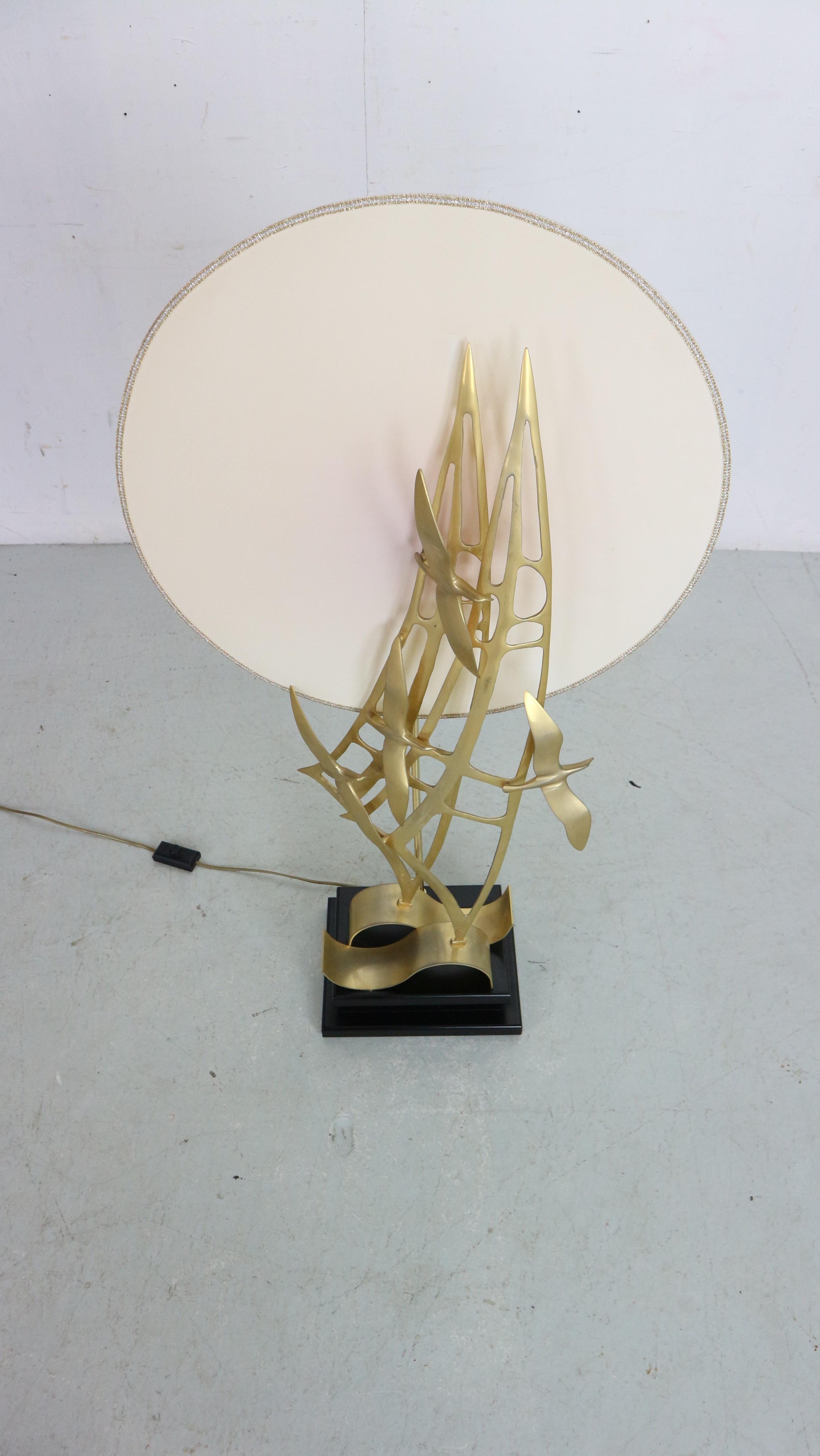 Mid-Century Modern Emilio Lancia Brass Sculpture Of Birds Table Or Floor Lamp, 1970 Italy