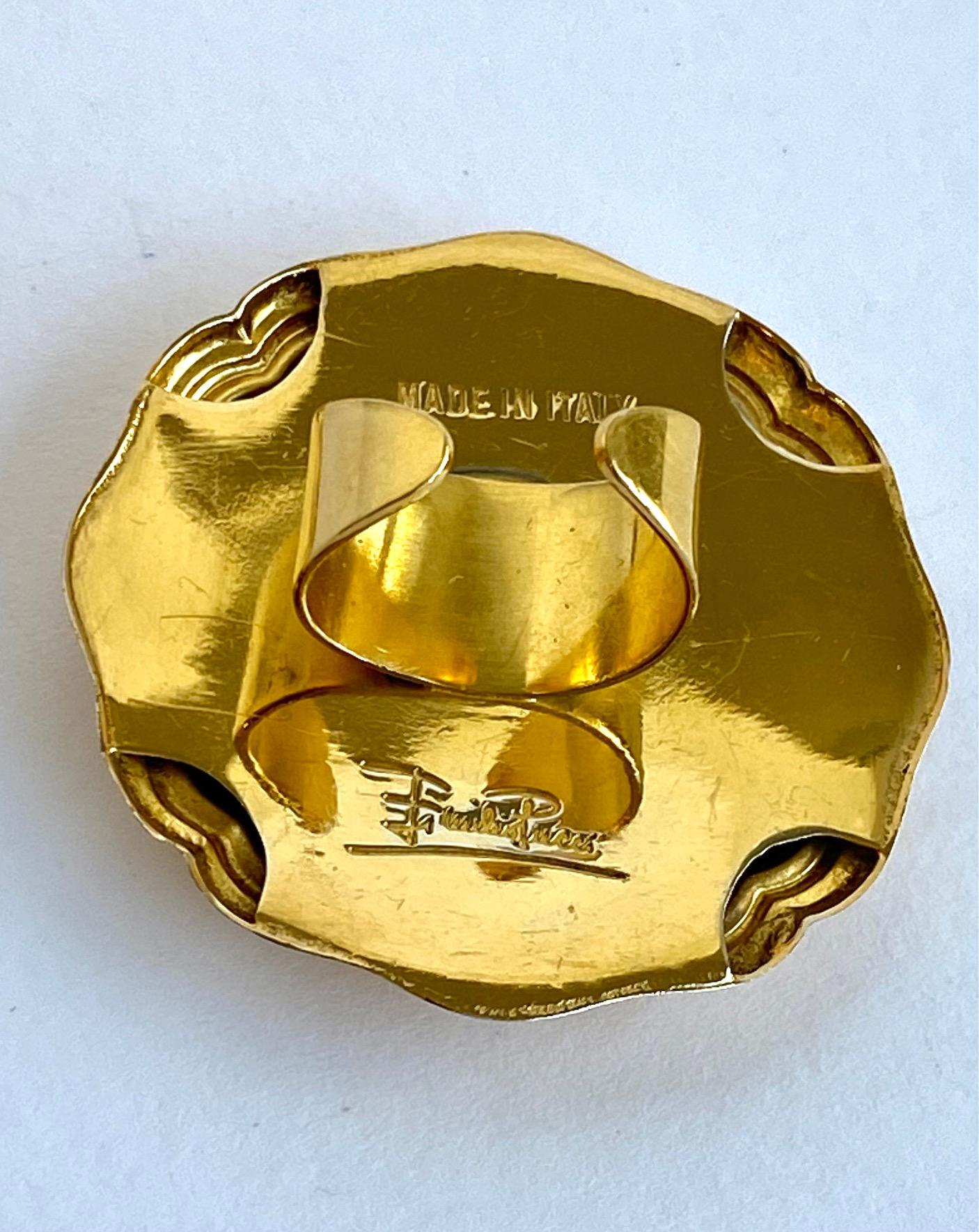 Emilio Pucci 1980s Medallion Ring In Good Condition For Sale In New York, NY