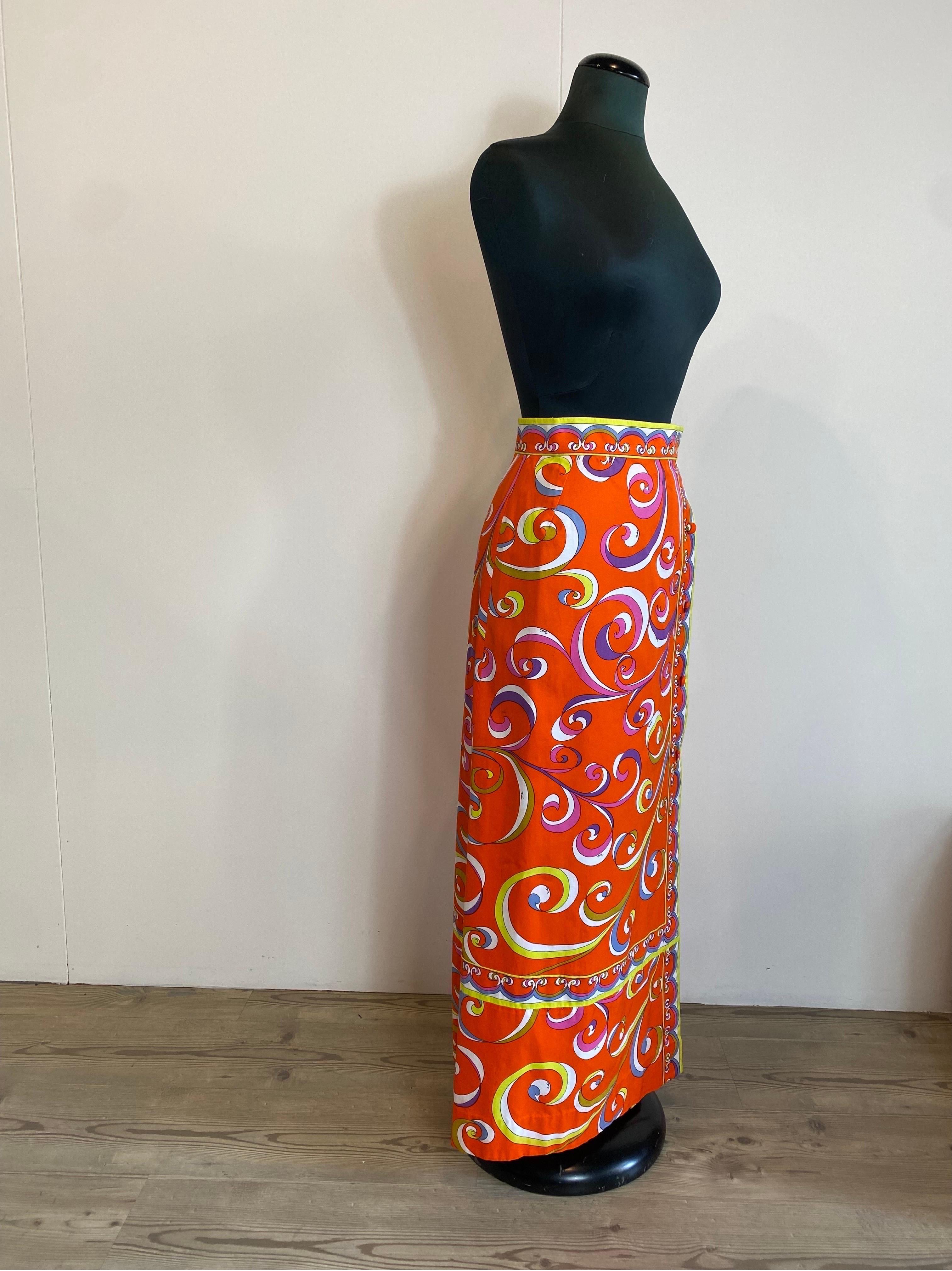 Emilio Pucci 70s vintage Orange Flower Skirt For Sale 2