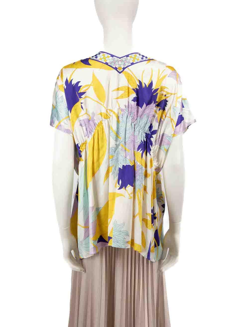 Emilio Pucci Abstract Pattern Silk V-Neck Top Size S In Good Condition For Sale In London, GB