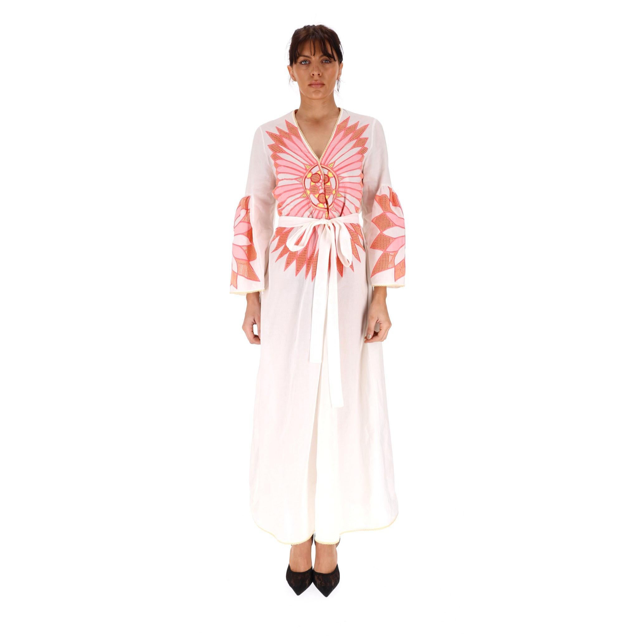 Emilio Pucci Belted Embroidered Maxi Dress

Sunburst styled detailing in orange, yellow and pink, V neck, maxi length and self tie belt.

Approx £1899

Size - 38IT

Condition - Excellent

Composition - Cotton 