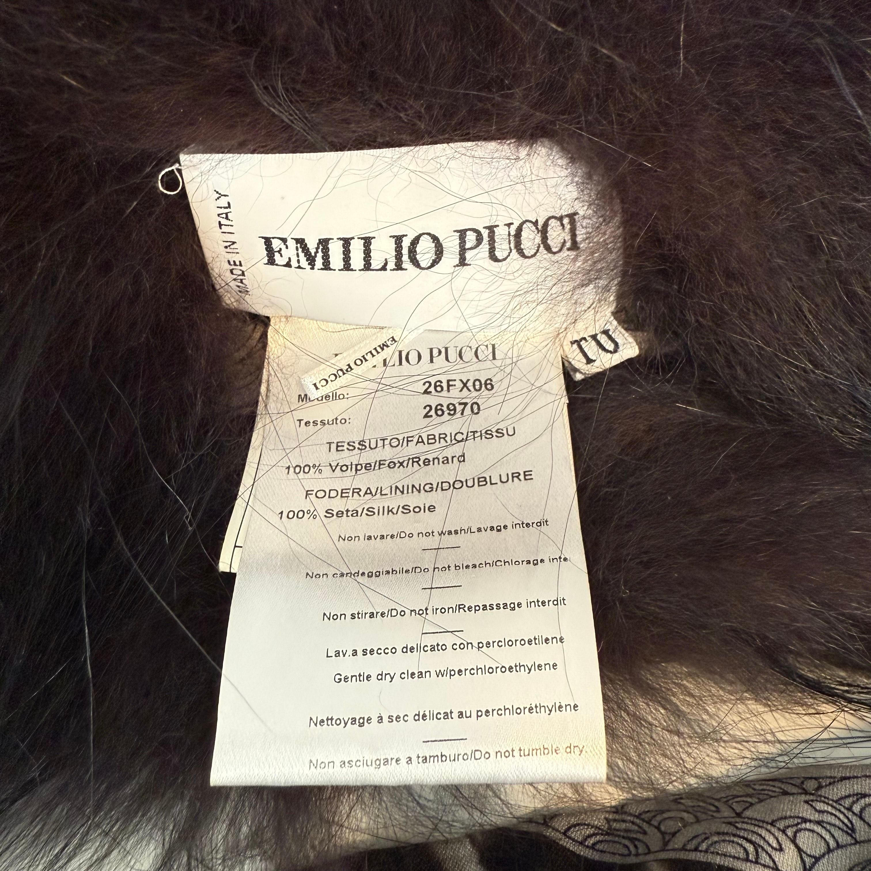 Emilio Pucci - Colletto in pelliccia di volpe nera In condizioni ottime in vendita a Gazzaniga (BG), IT