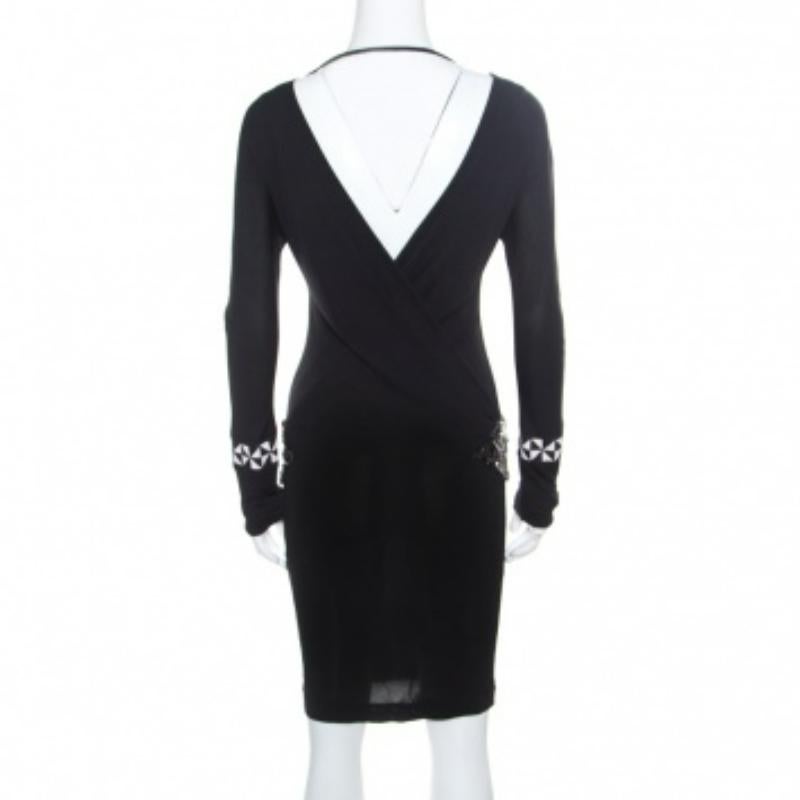 Noir Robe fourreau Emilio Pucci dos nu en maille noire ornée de cristaux S en vente