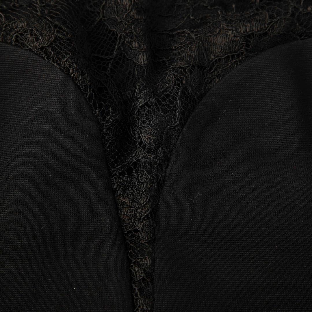 Emilio Pucci Schwarz Spitze Detail Kleid Größe XS im Zustand „Hervorragend“ im Angebot in London, GB