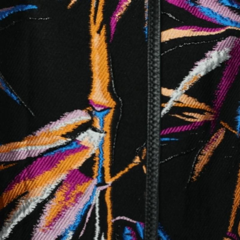 Emilio Pucci Schwarzer Blatt-Jacquard-Mantel mit Knopfleiste in Übergröße S im Zustand „Gut“ im Angebot in Dubai, Al Qouz 2