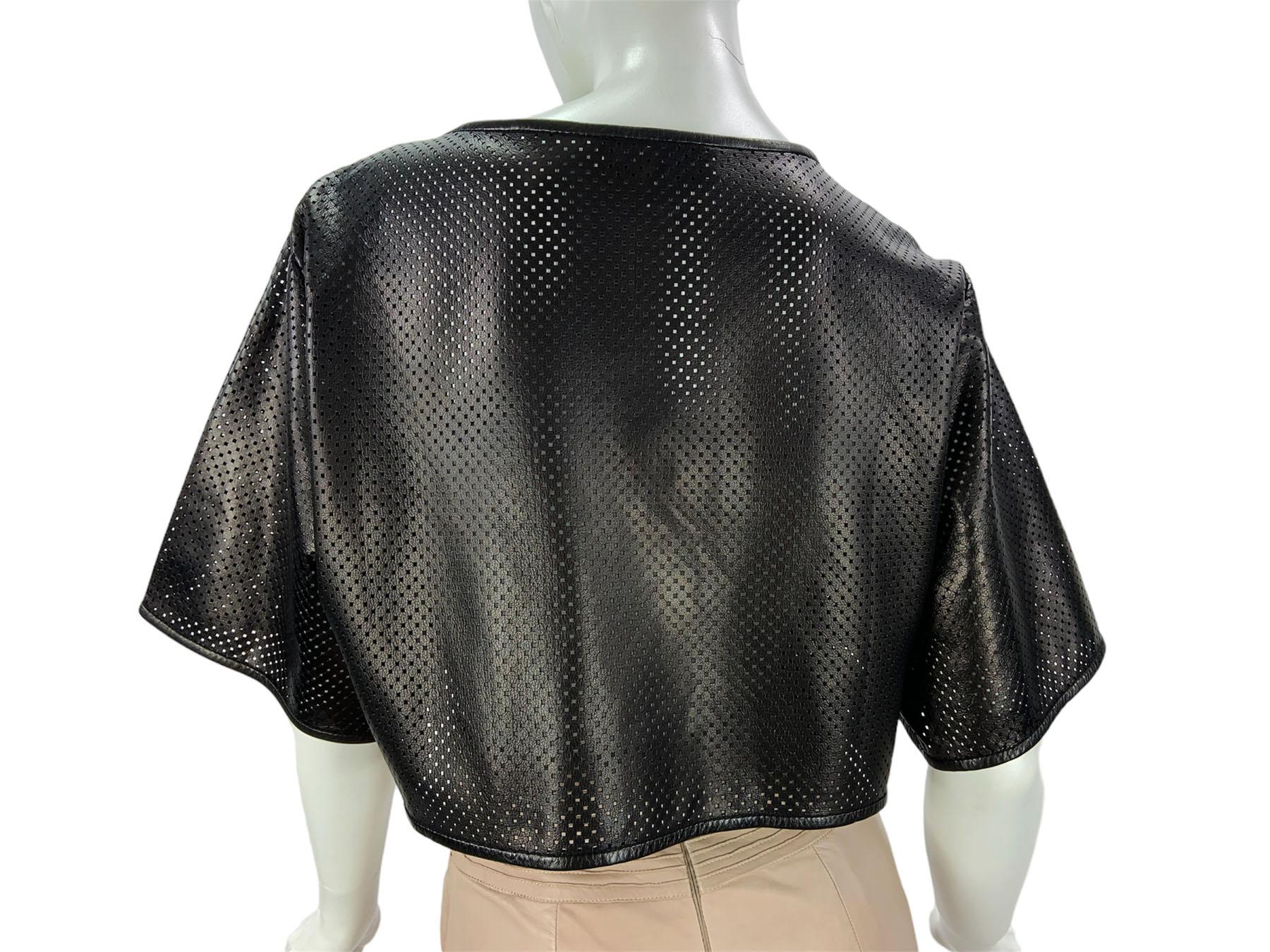 Emilio Pucci Black Leather Embellished Crop Top as seen on JLO Italian 44 In New Condition For Sale In Montgomery, TX