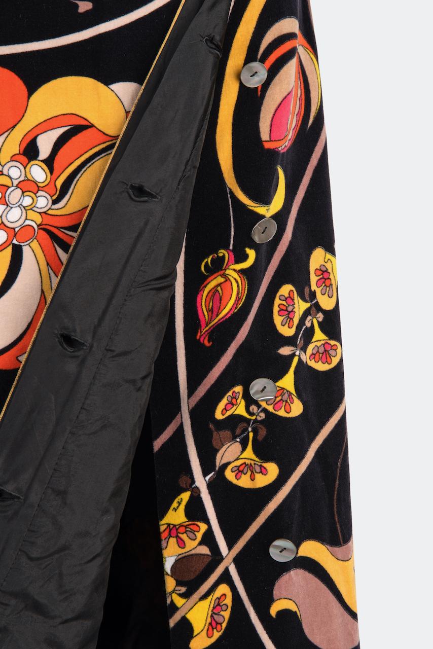 EMILIO PUCCI 1972 Black Orange Yellow Signature Floral Print Velvet Maxi Skirt In Excellent Condition In Munich, DE