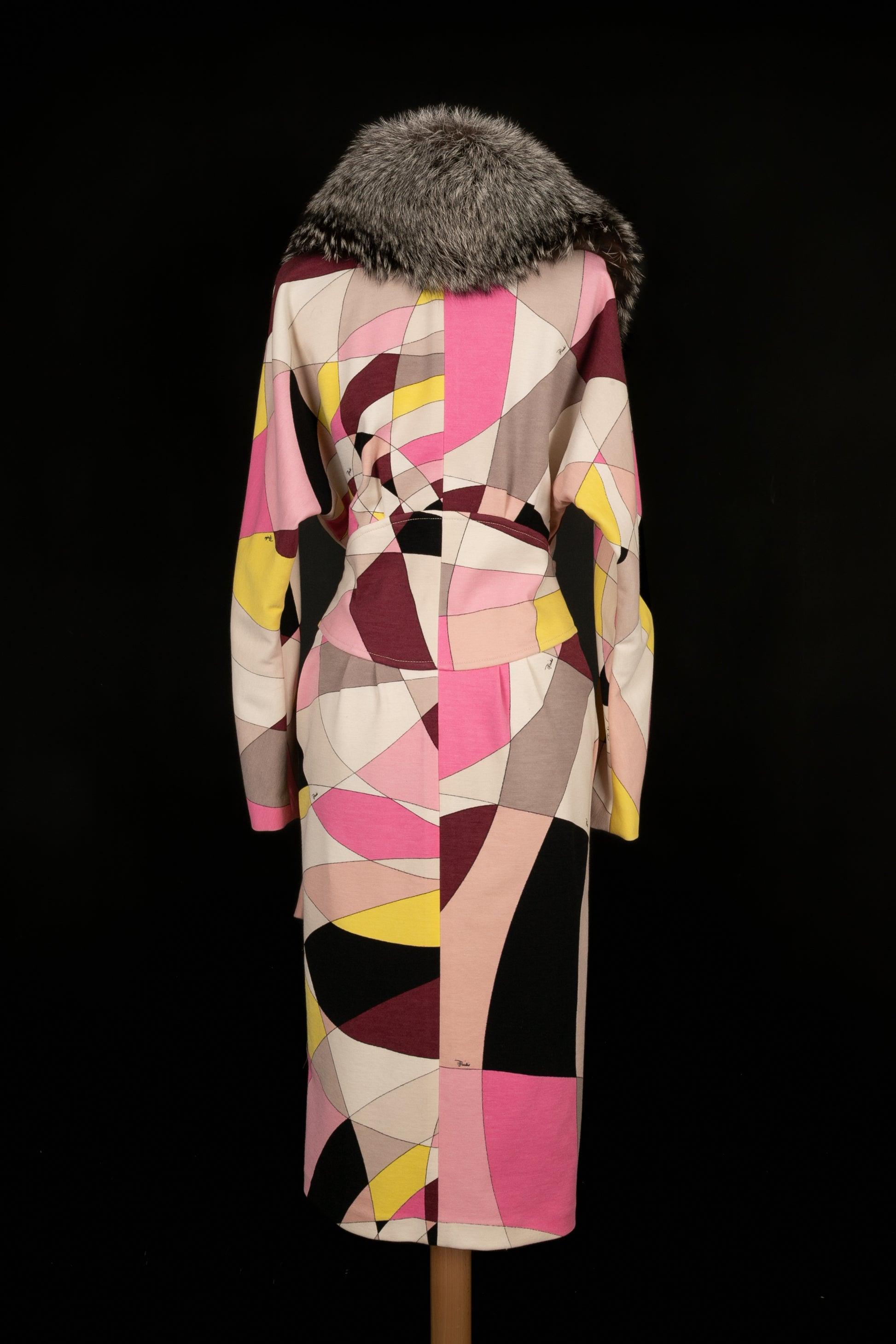 Emilio Pucci Blended Wool Coat with Multicolored Patterns In Good Condition For Sale In SAINT-OUEN-SUR-SEINE, FR