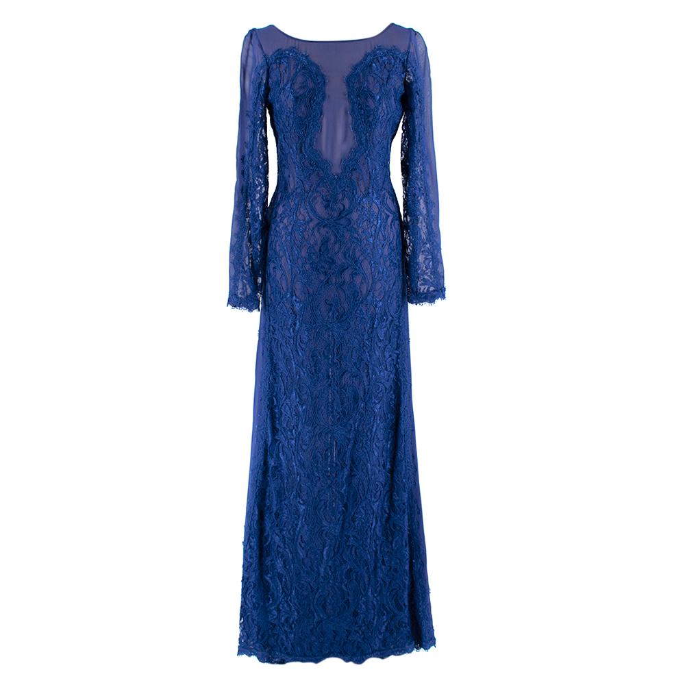 Emilio Pucci Blue Lace Illusion Gown

- Low back design
- Slight dip hem
- Zip and hook and eye fastening at centre back 
- 3/4 sleeve length
- Lightweight, sheer fabric with eyelash lace detail

Materials

65% Viscose
3% Polyamide

Lace 
100%