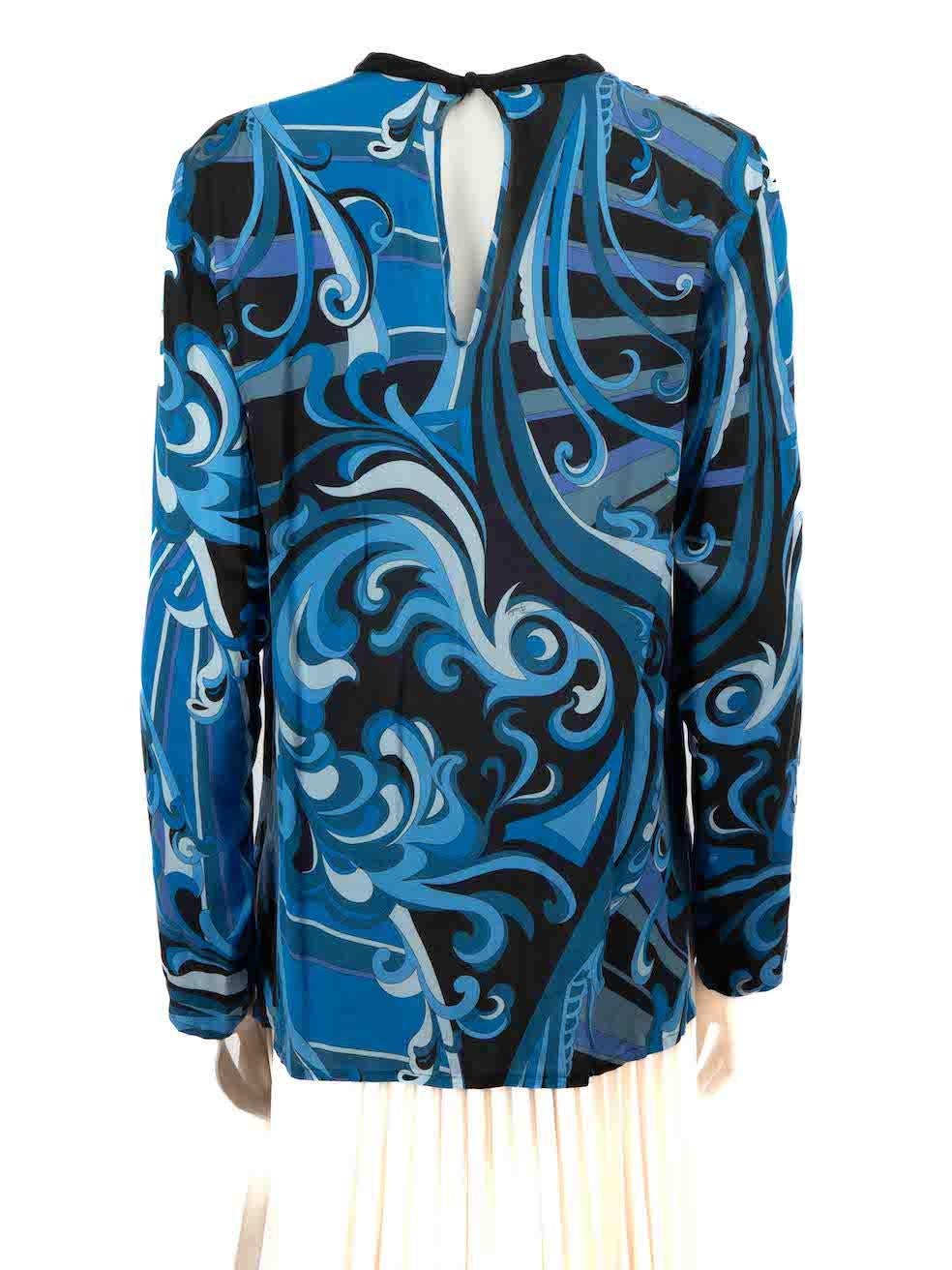 Emilio Pucci Blaues Top aus Seide mit abstraktem Muster Größe S im Zustand „Gut“ im Angebot in London, GB