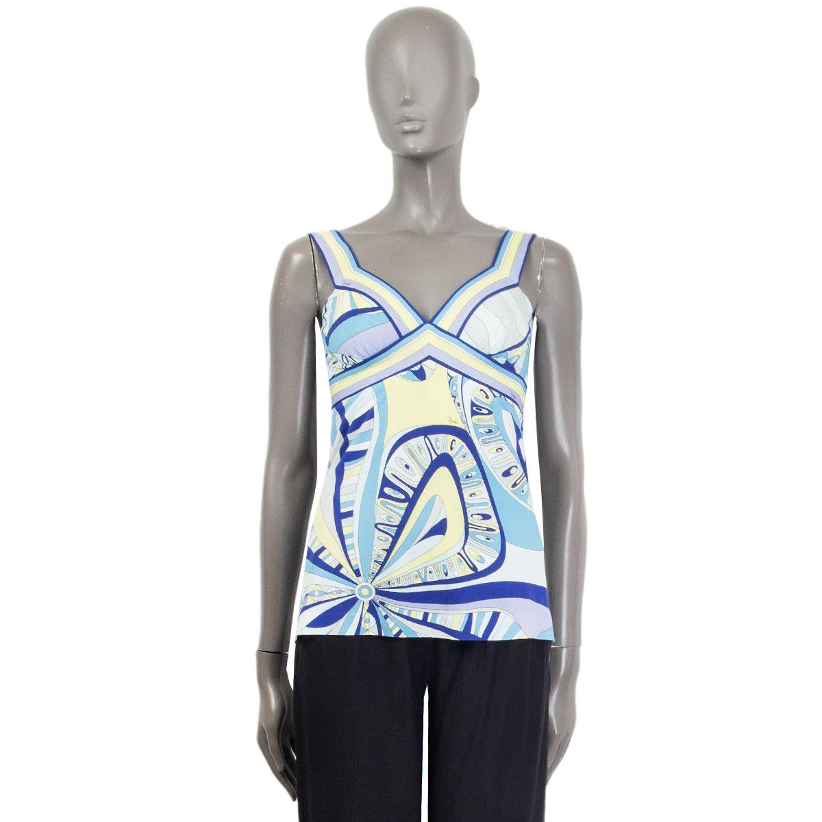 100% authentic Emilio Pucci tank-top in lilac, light blue, blue, light grey, white and lemon viscose (83%) and silk (17%). Opens with a zipper on the side. Has been worn with two small pulled threads on the back. Overall in very good condition.
