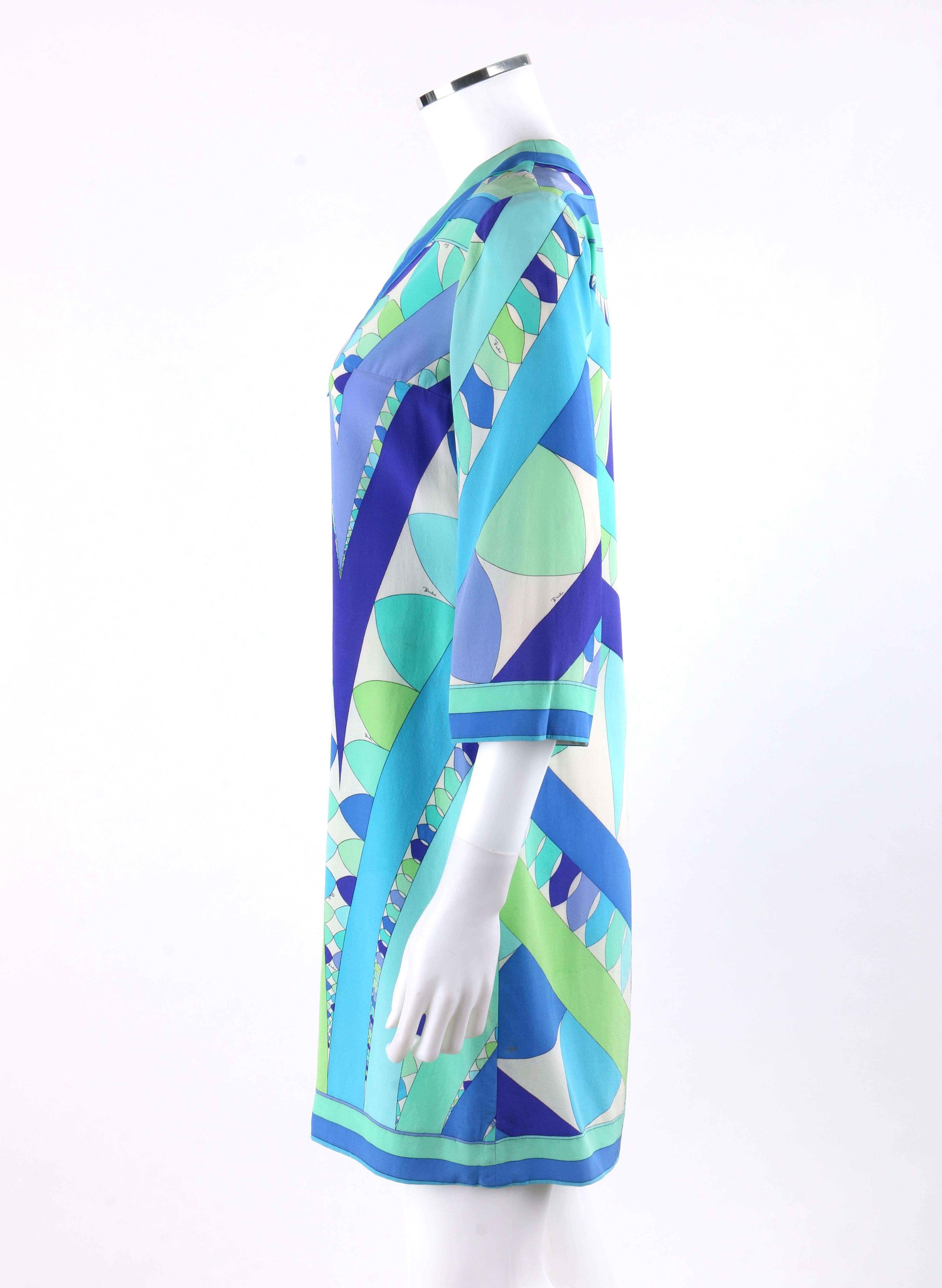 EMILIO PUCCI c.1960’s Blue Green Geometric Signature Print Shift Dress In Good Condition For Sale In Thiensville, WI