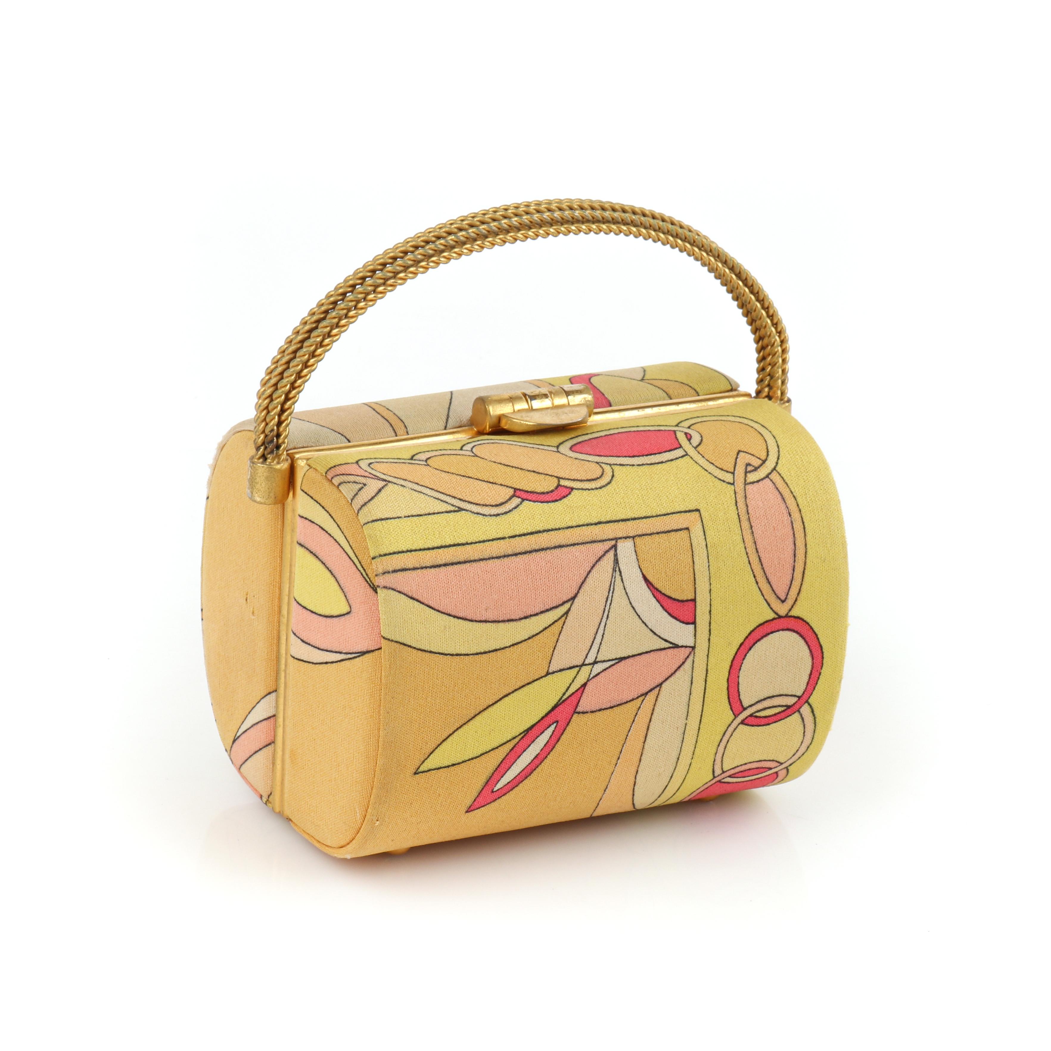 EMILIO PUCCI c.1960's Geometrische Hartschalenkoffer Geldbörse Gold Hardware Handtasche 
 
Marke / Hersteller: Emilio Pucci
Circa: 1960er Jahre 
Stil: Hartschalenhandtasche
Farbe(n): Gelb-:: Orange-:: Rosa- und Schwarztöne
Gefüttert: Ja
Unmarked
