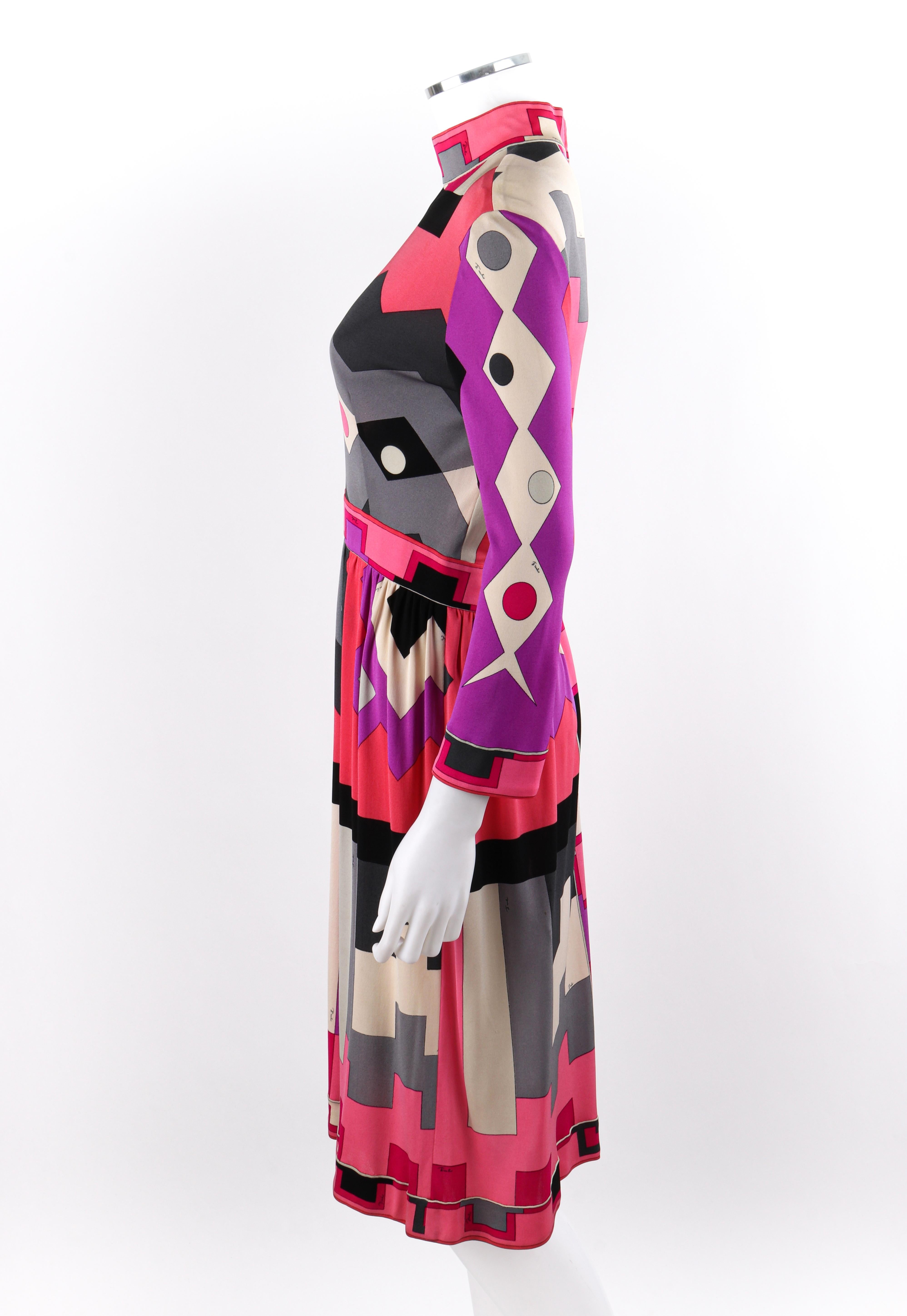 EMILIO PUCCI Robe en soie ajustée et évasée à imprimé géométrique Pop Art Signature des années 1960 Pour femmes en vente