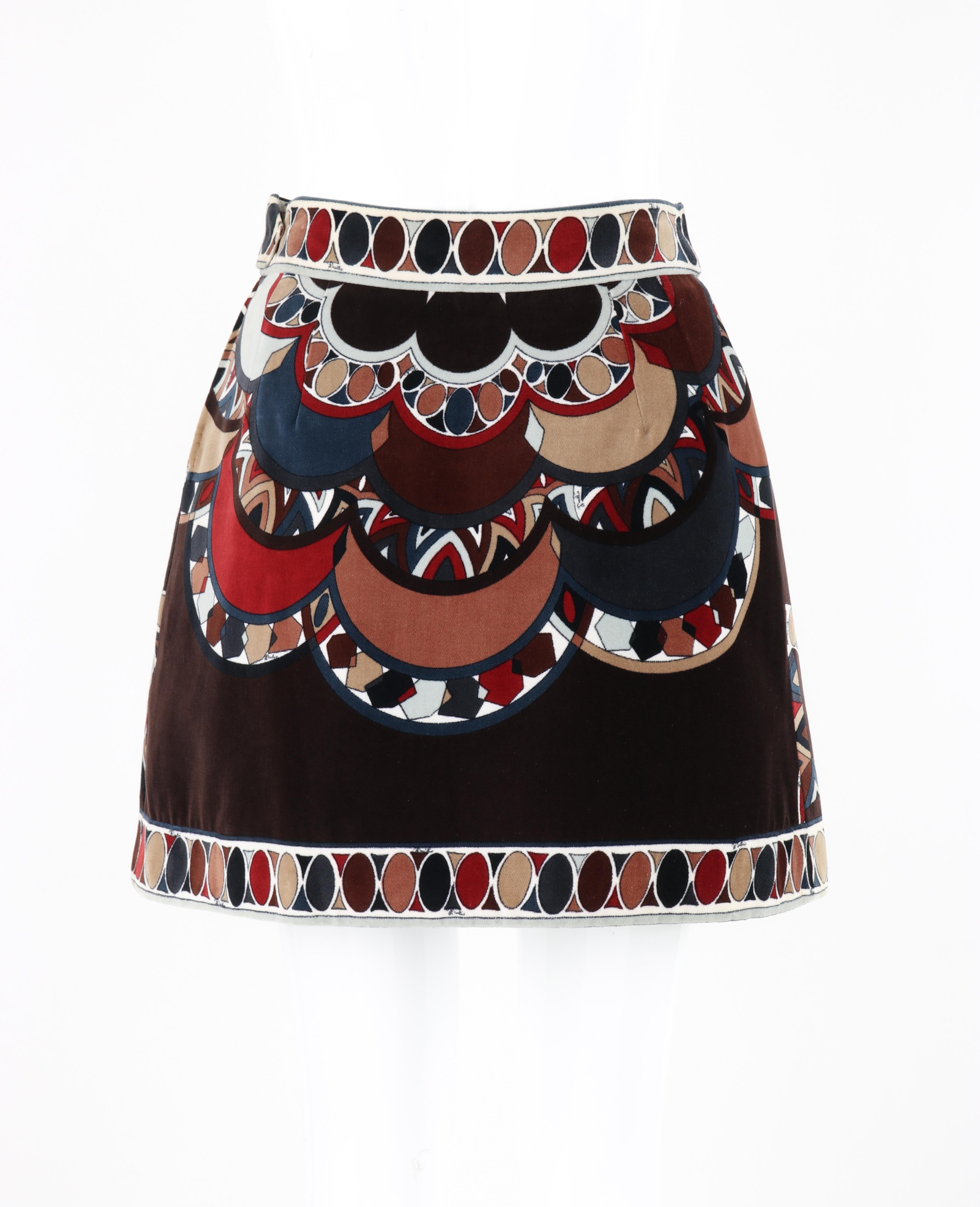 EMILIO PUCCI c.1969 Brown Multicolor Print A-Line Velvet Pleated Mini Skirt For Sale 1