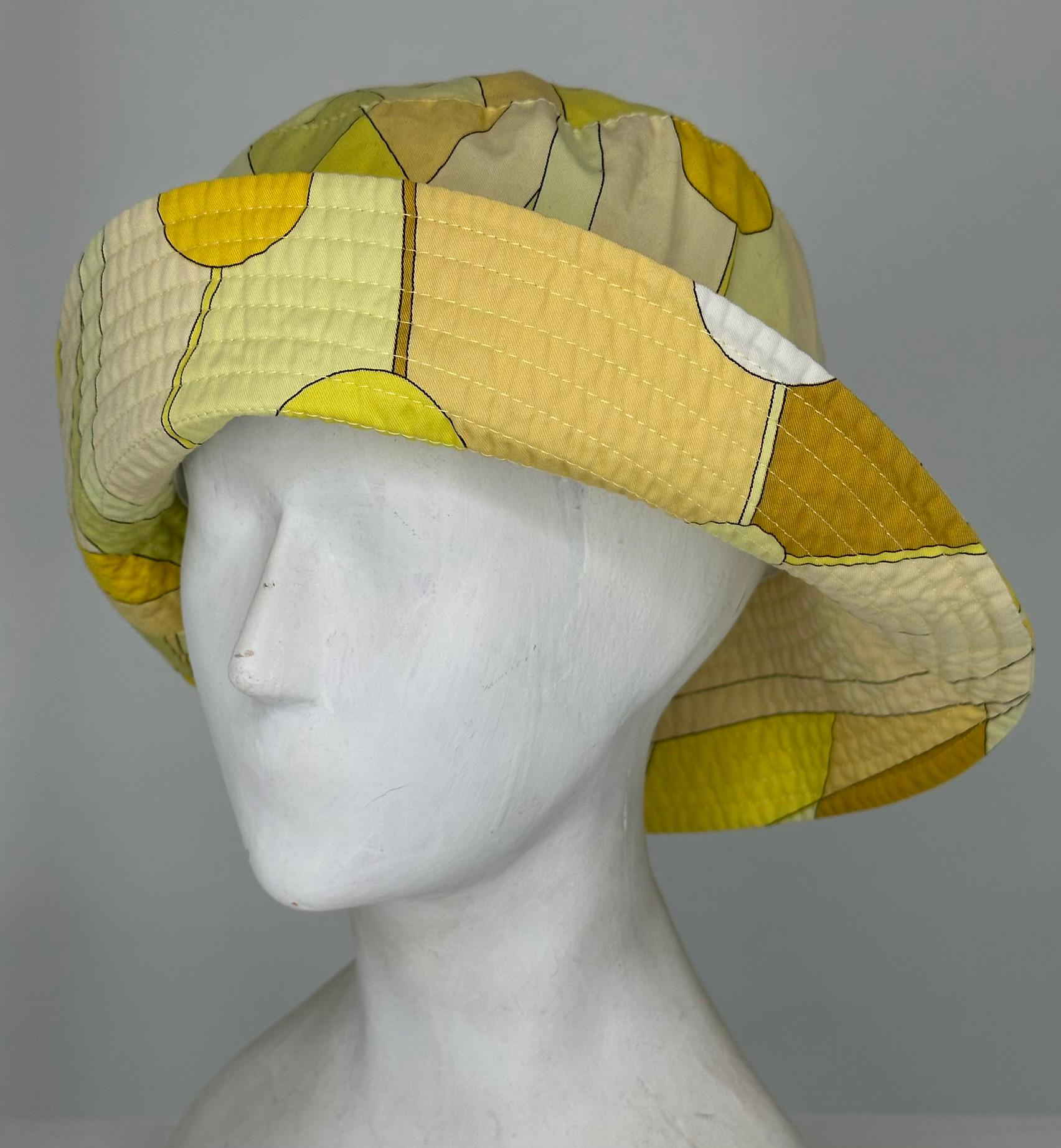 Emilio Pucci Chapeau baquet à poche en coton imprimé S-M Pour femmes en vente