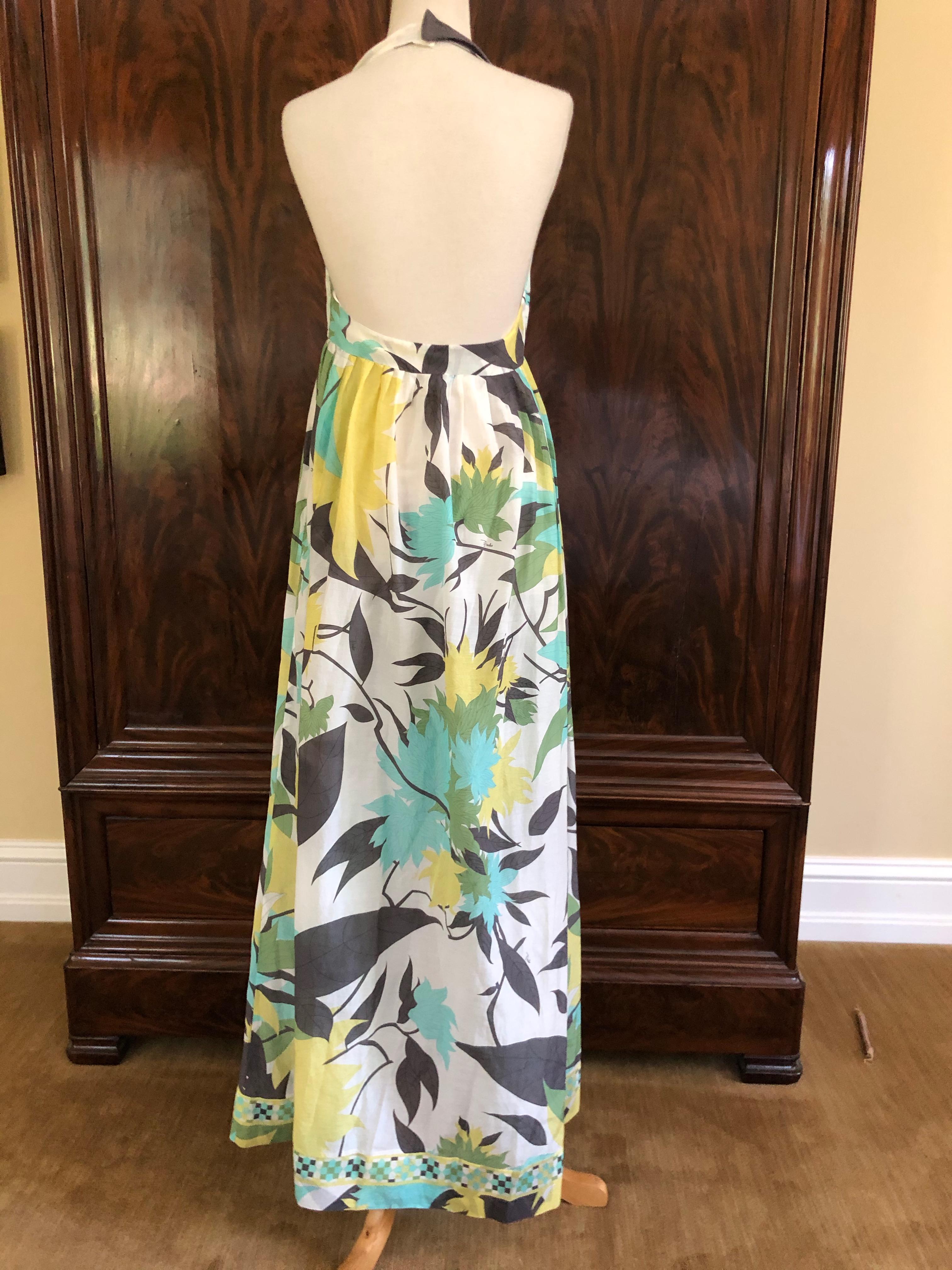 Emilio Pucci Cotton & Silk Halter Style Dress or Beach Cover Up.
70% cotton 30% silk
  So pretty , please use the zoom feature to see details.
Size 4
Bust 34