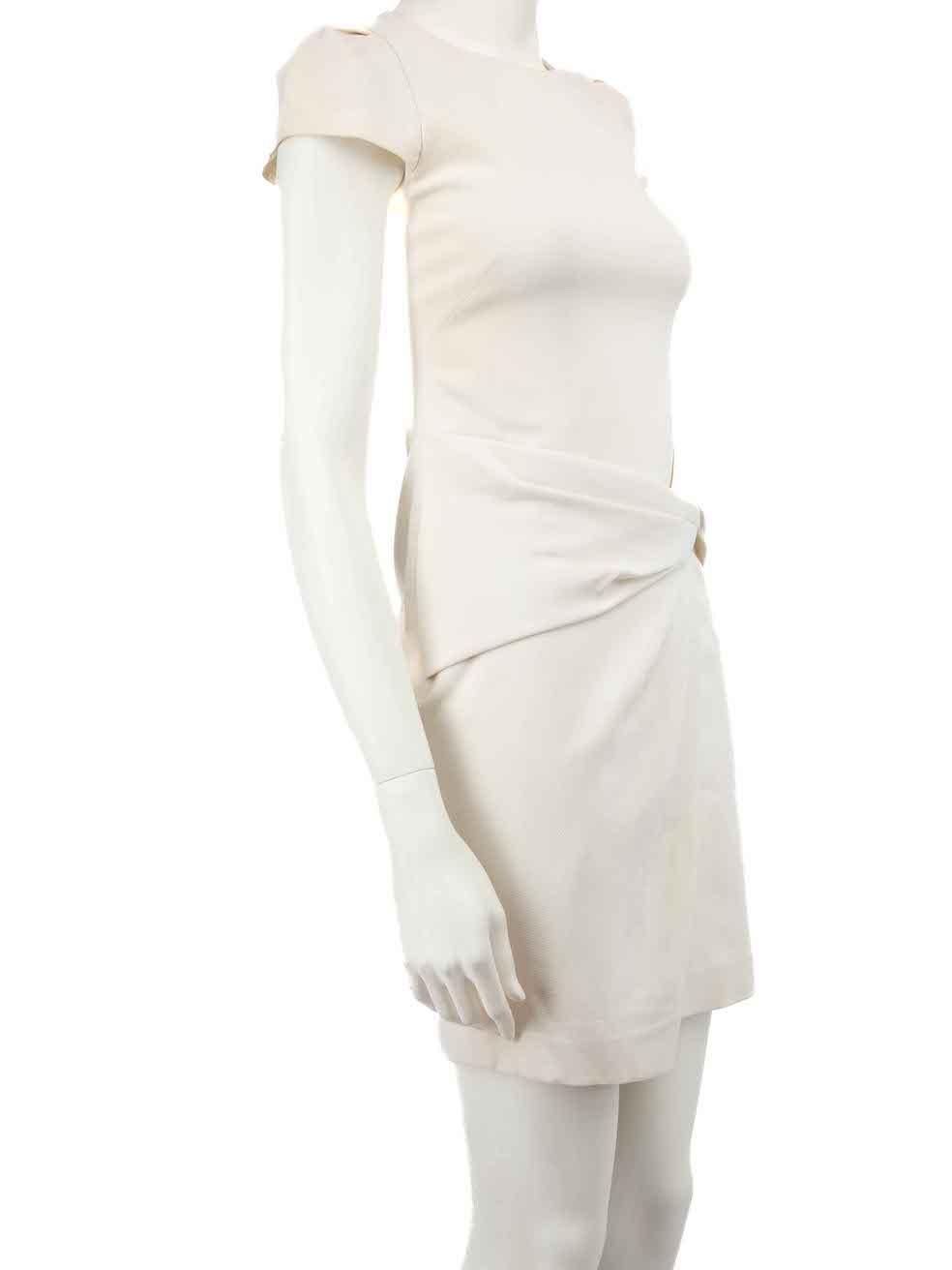 CONDITION is Very good. Minimal wear to dress is evident. Minimal wear to front right of waistline where stains can be seen on this used Emilio Pucci designer resale item.



Details


Cream

Wool

Bodycon dress

Knee length

Short cap